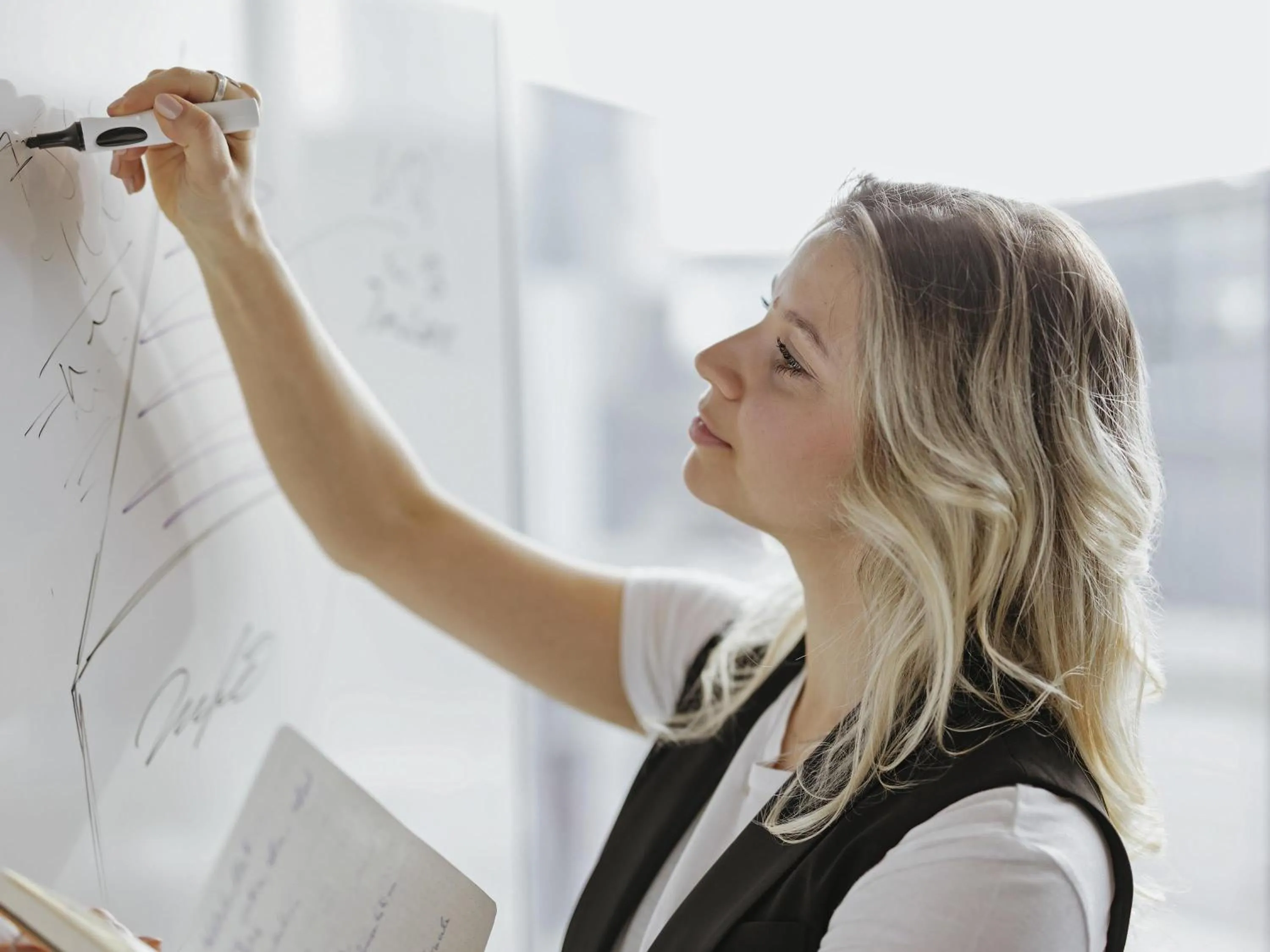 Meeting/conference room in ibis Styles Friedrichshafen