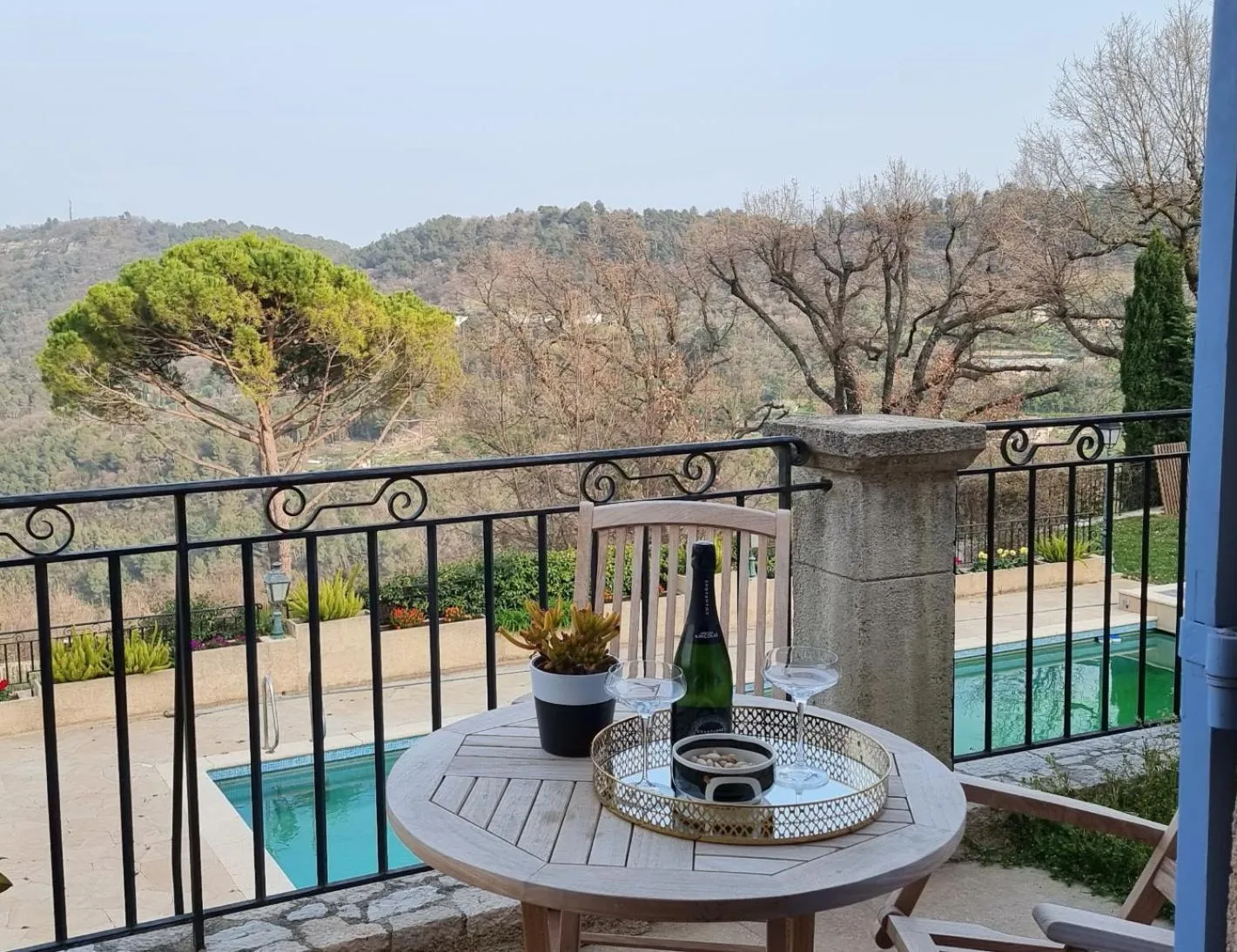Patio in Loup Castel Boutique Hotel B&B