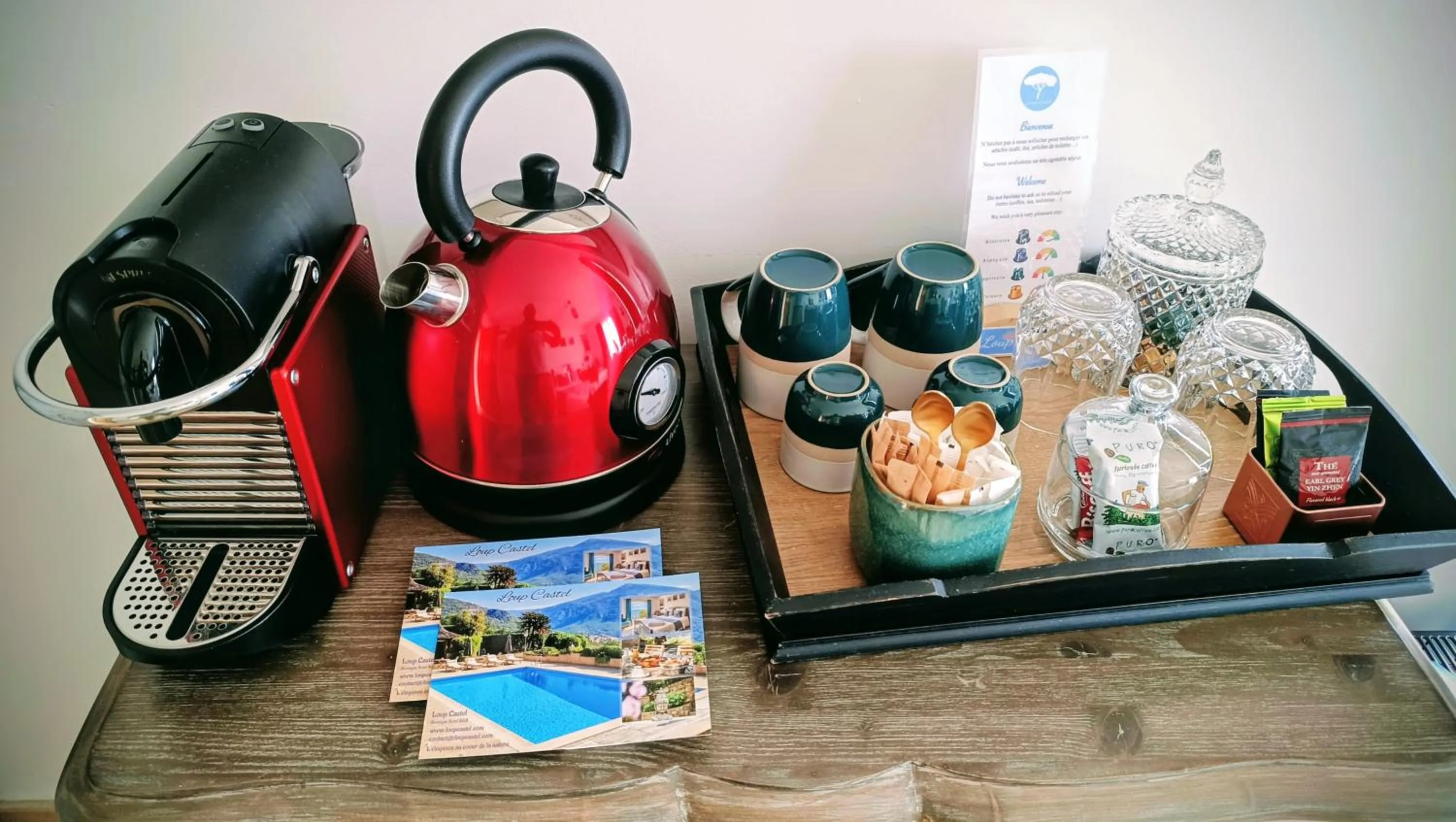Coffee/tea facilities in Loup Castel Boutique Hotel B&B