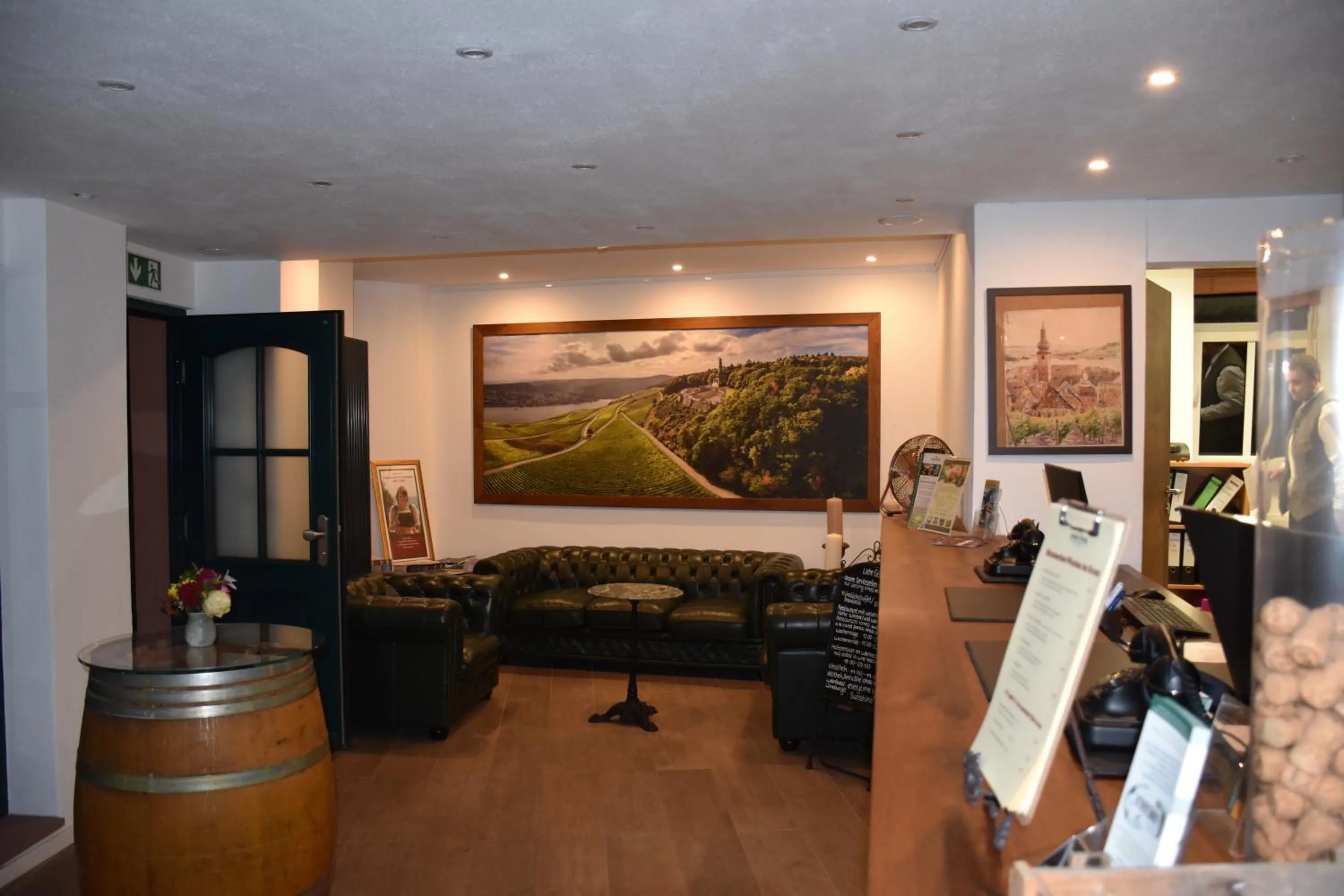 Lobby or reception in Weinhotel des Riesling Zum Grünen Kranz