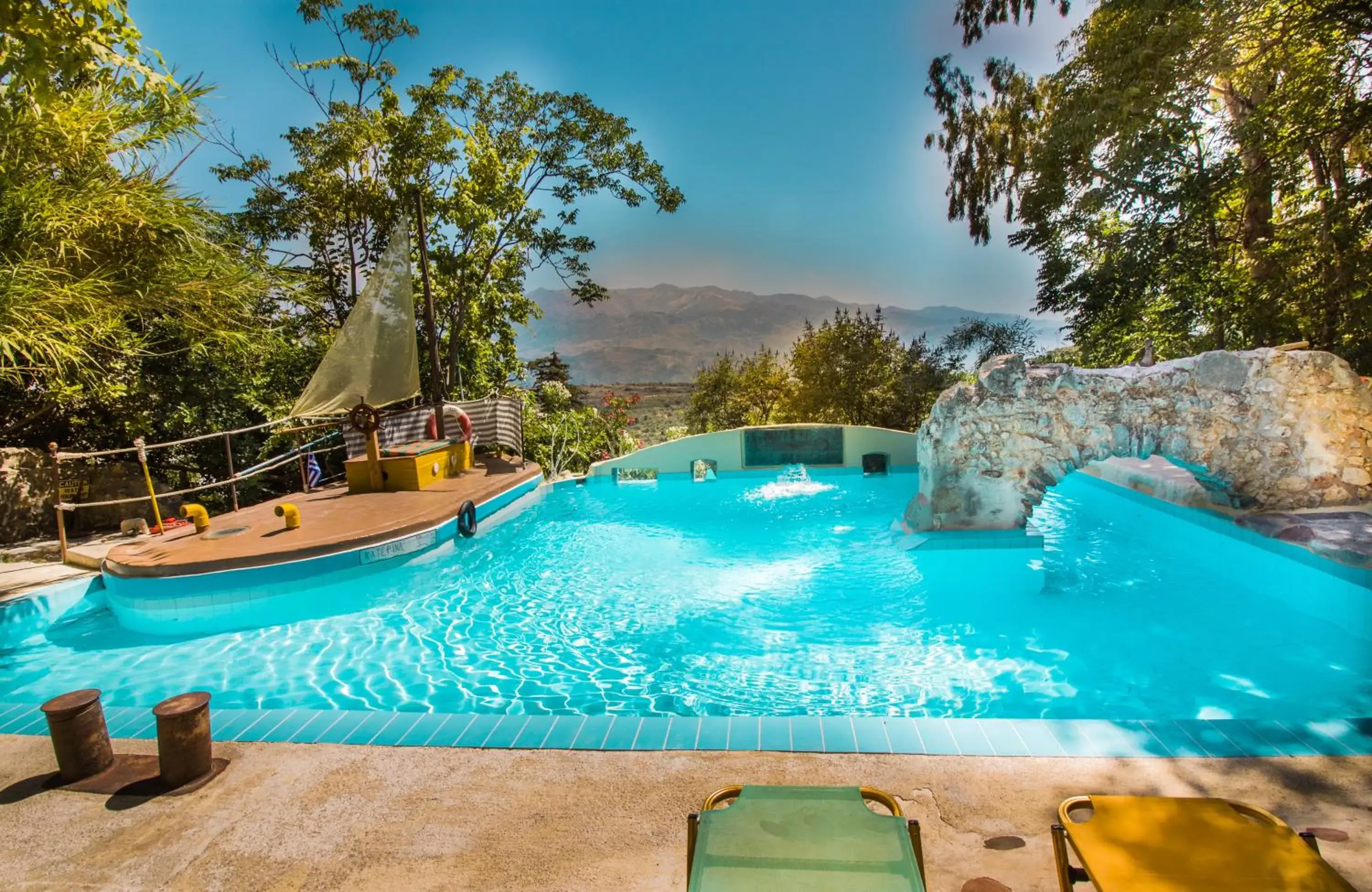 Malaxiana Houses Malaxiana Houses