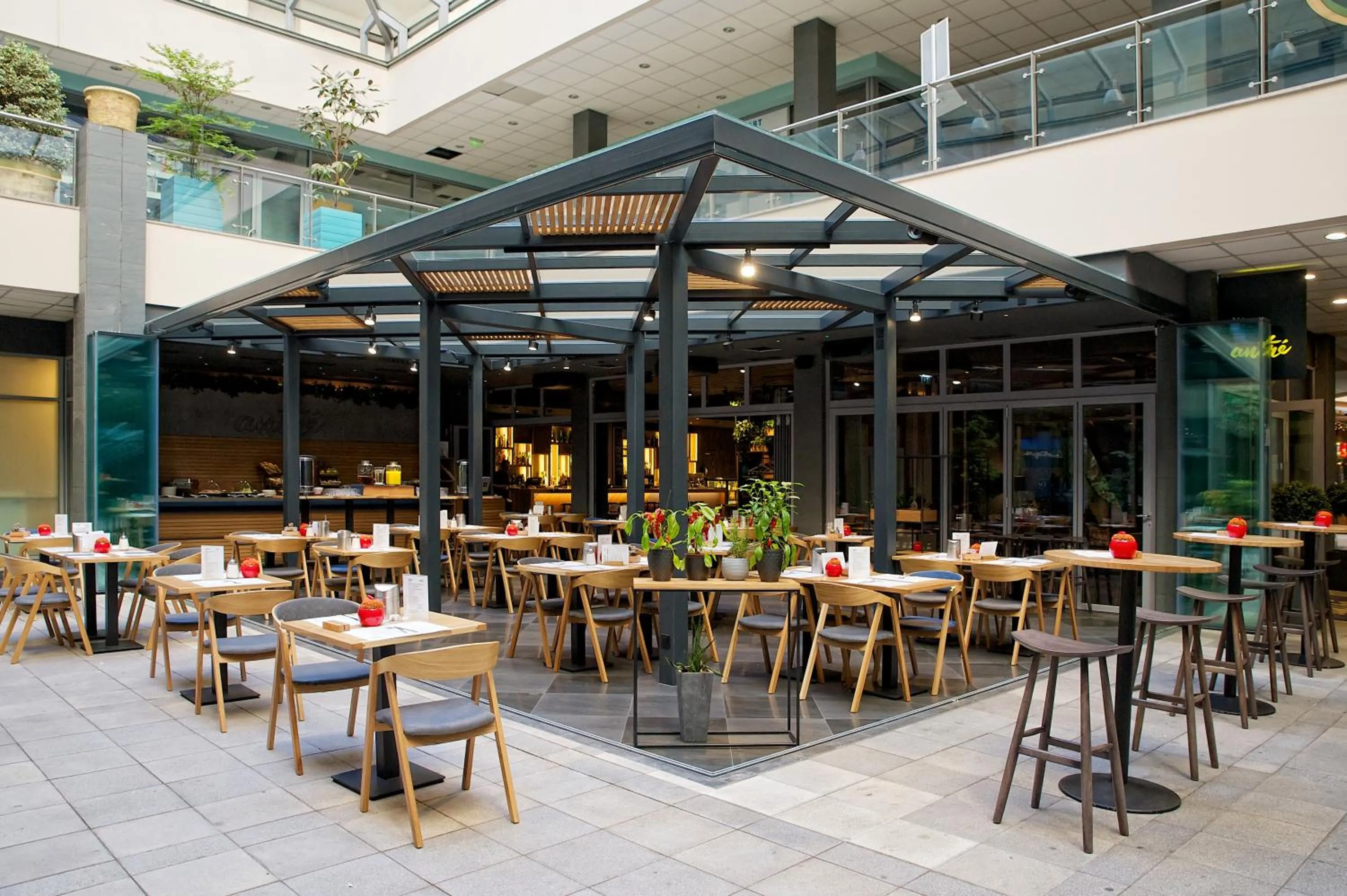 Restaurant/places to eat in 7Seasons Apartments Budapest