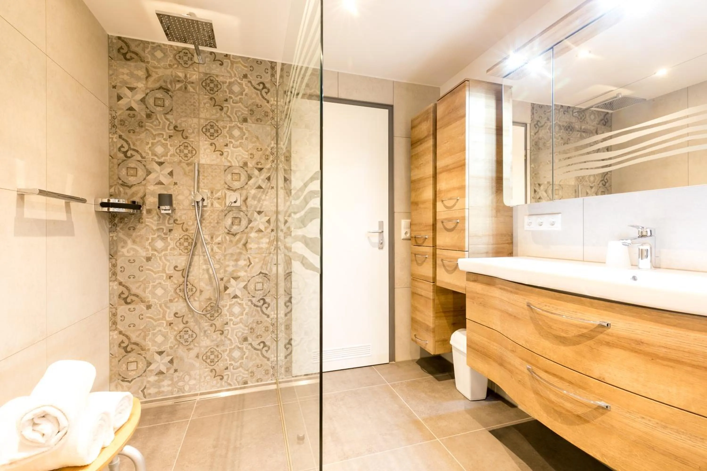 Shower in Hotel Sonnenhang