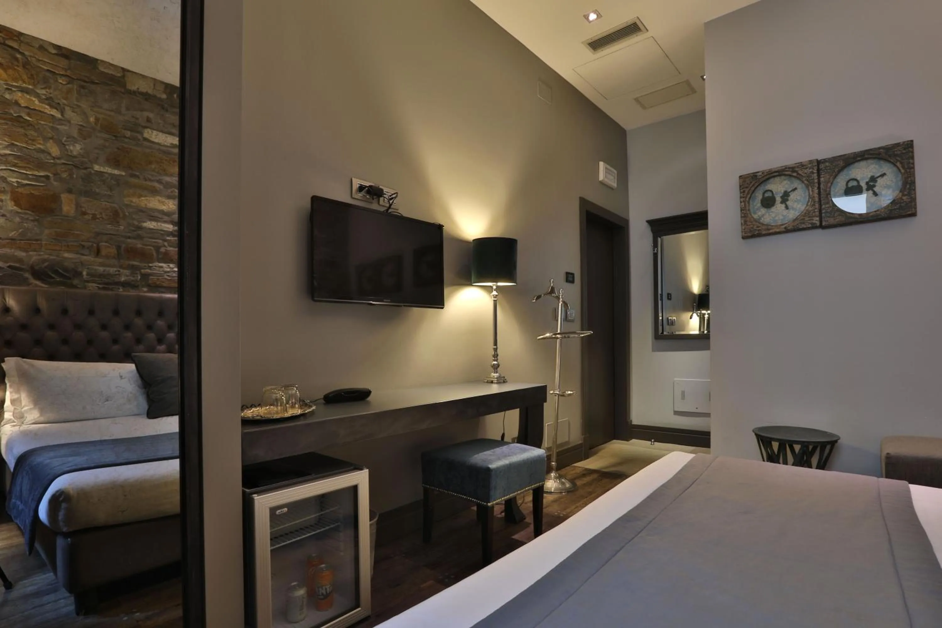 Photo of the whole room, Bed in Forvm boutique Hotel