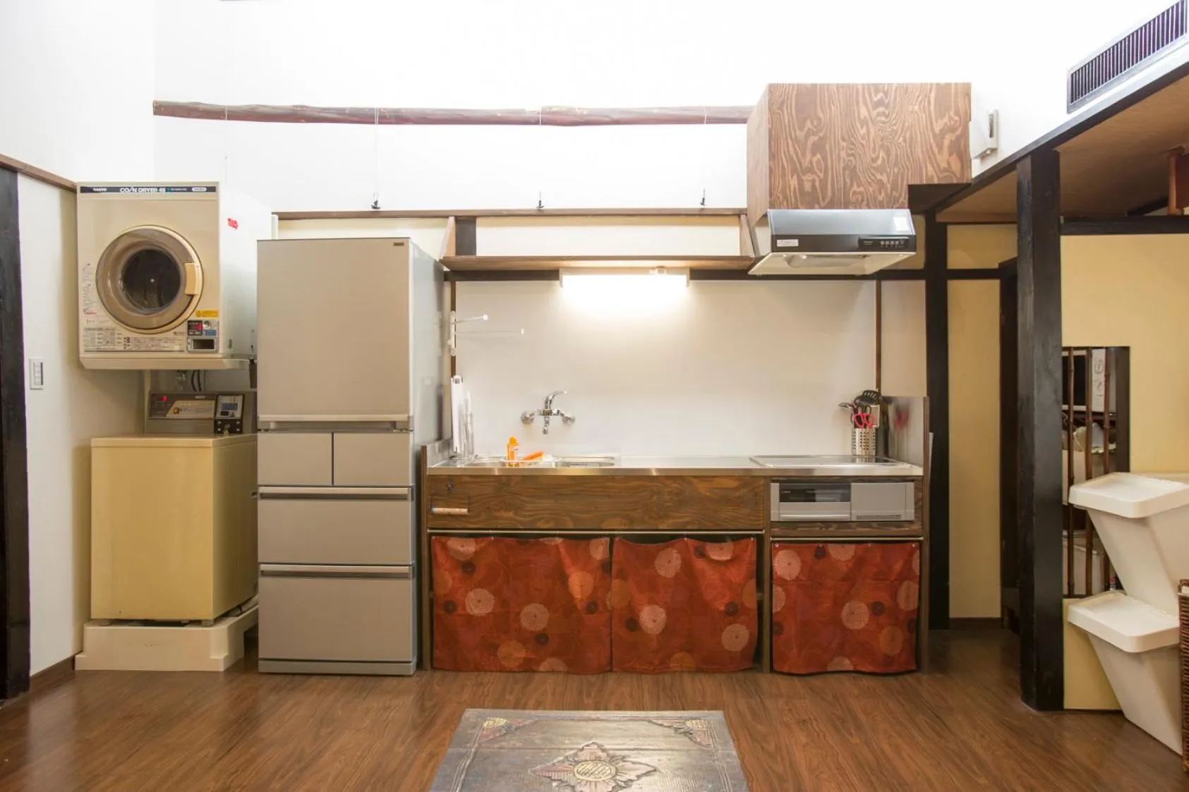 Kitchen or kitchenette in Osaka Guest House U-En
