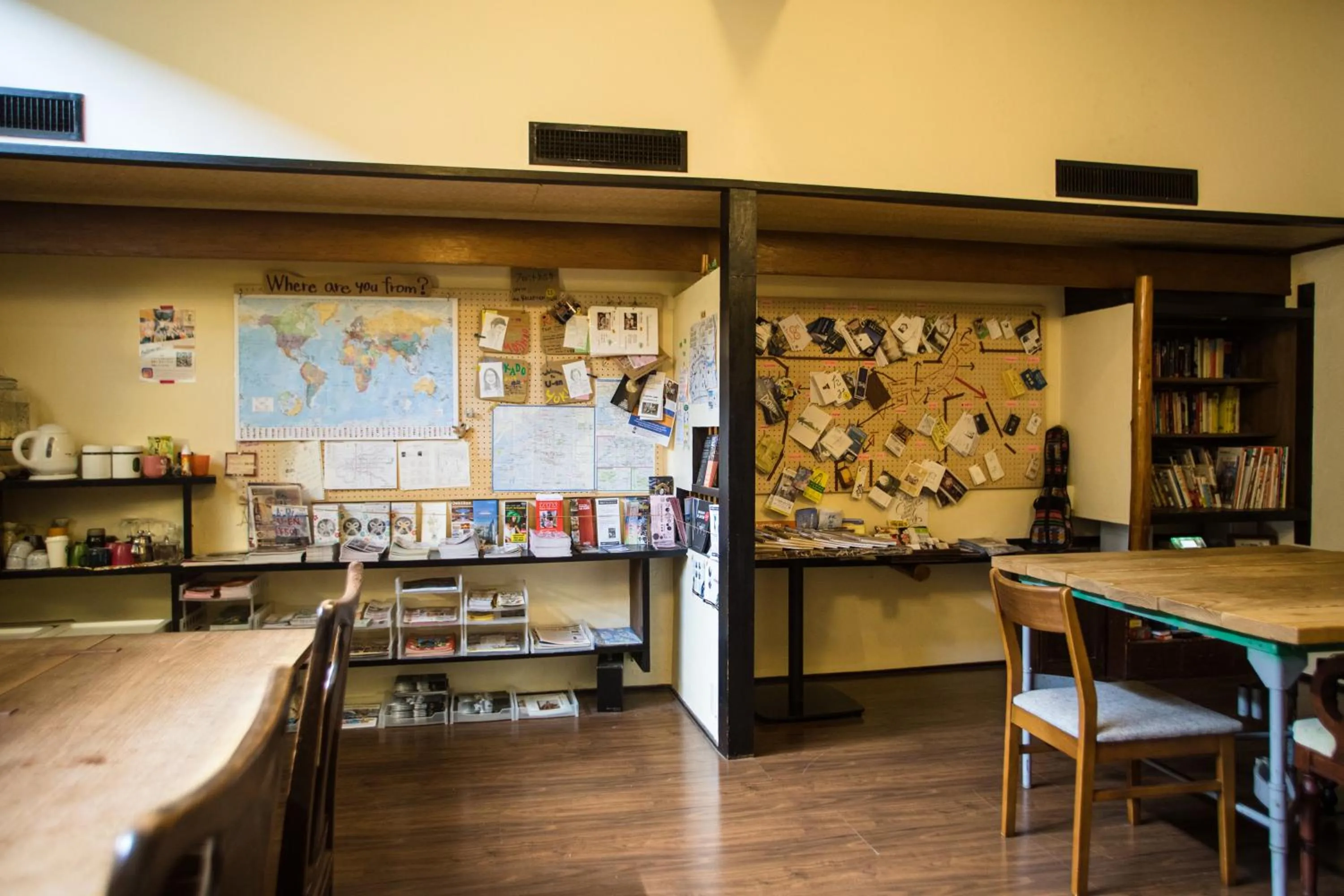 Lounge or bar in Osaka Guest House U-En