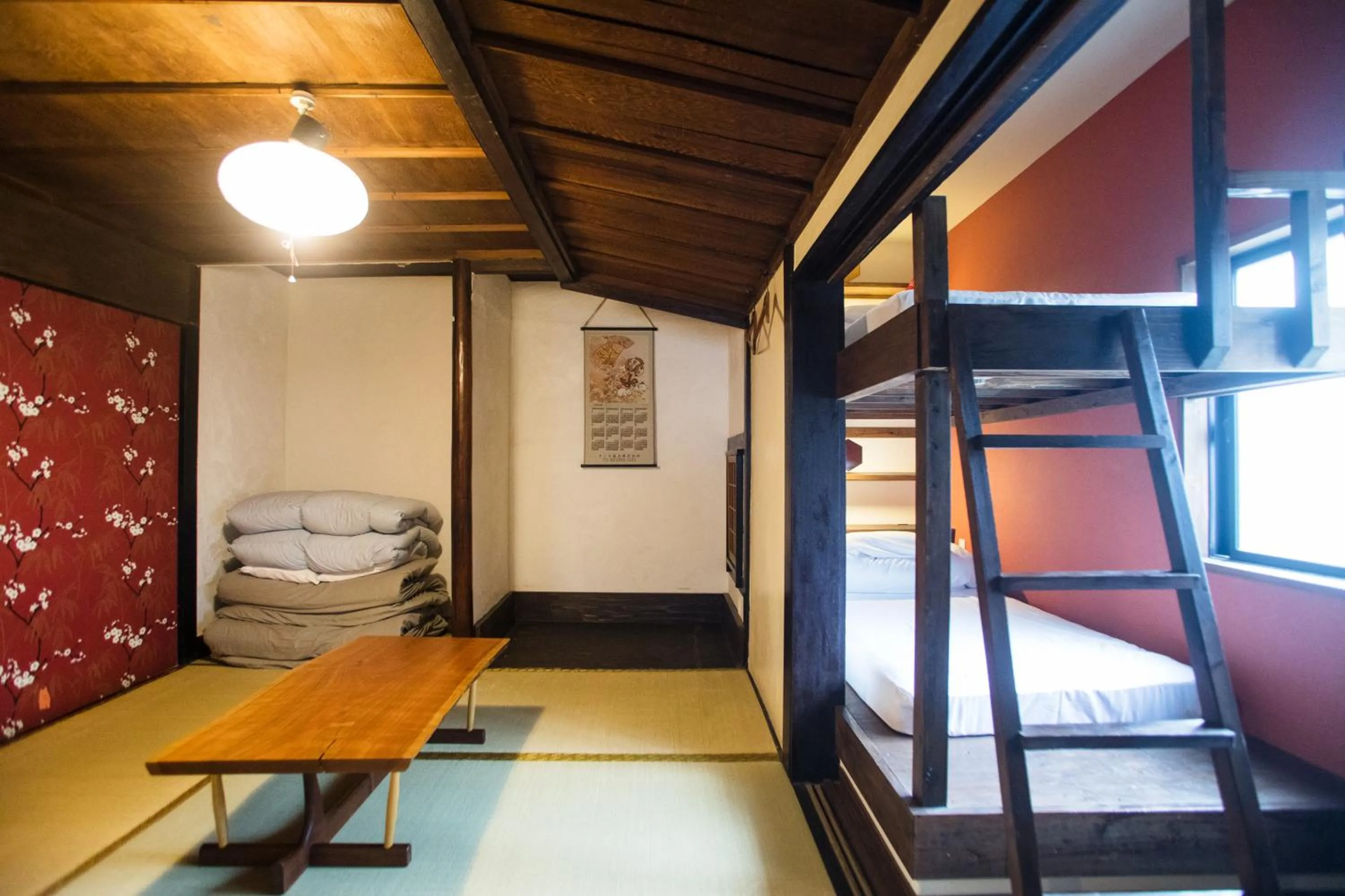 Photo of the whole room, Bed in Osaka Guest House U-En