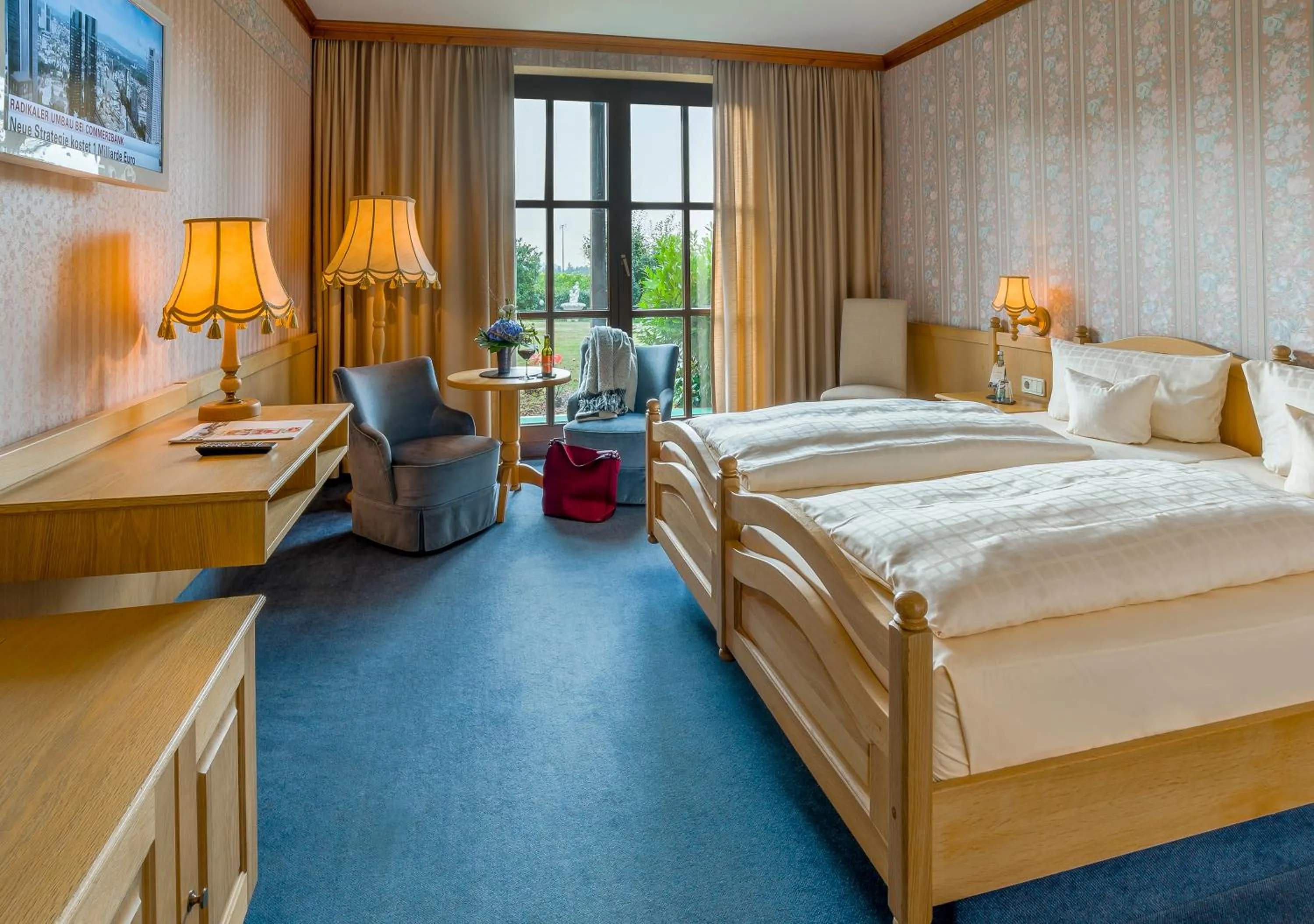Photo of the whole room, Bed in Krone am Park - Gästehaus des Hotel Krone
