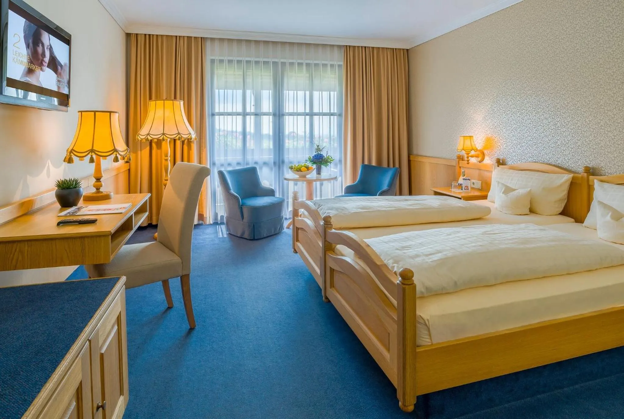 Photo of the whole room, Bed in Krone am Park - Gästehaus des Hotel Krone