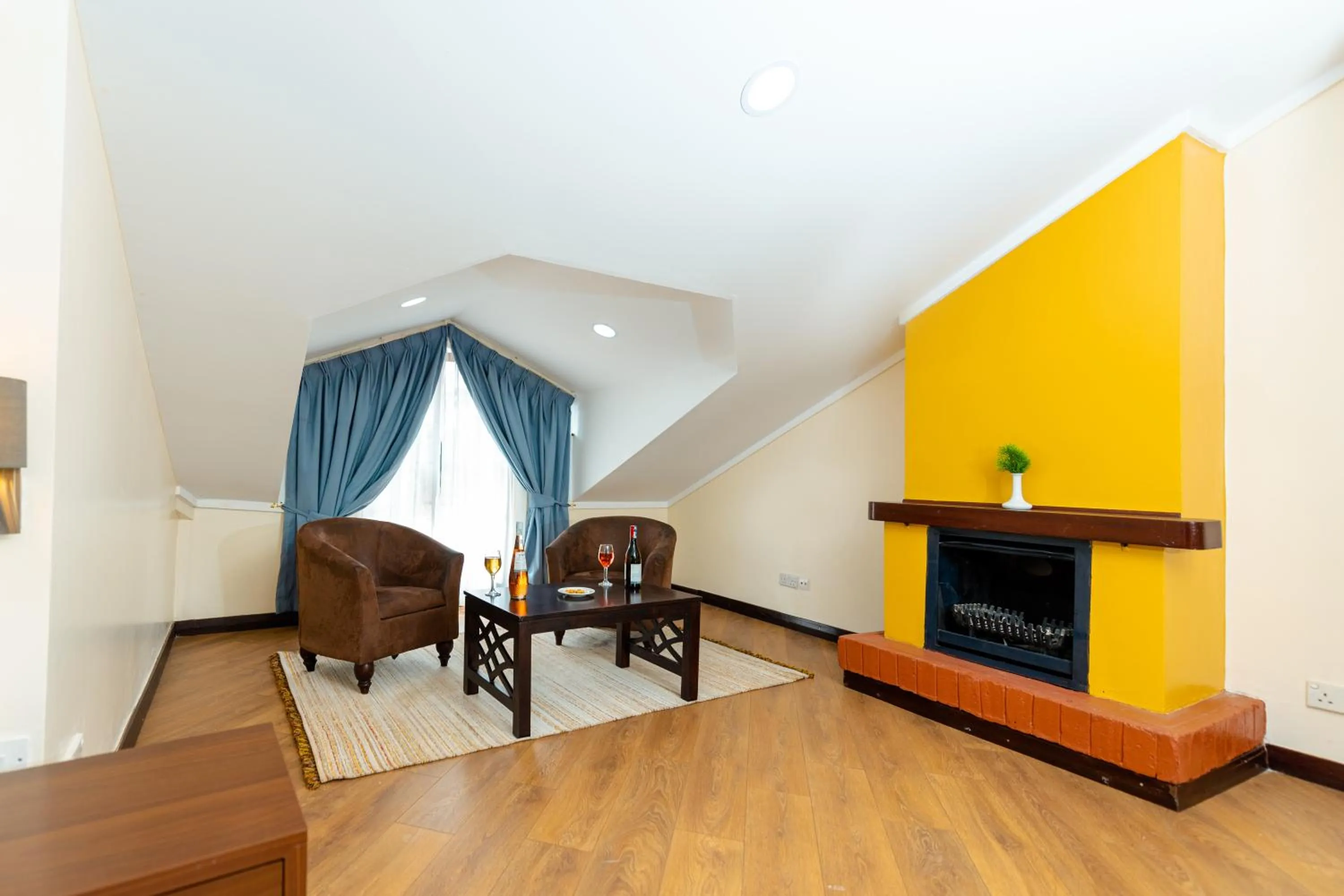 Seating area in Heri Heights Hotel Apartments, SureStay Collection by Best Western