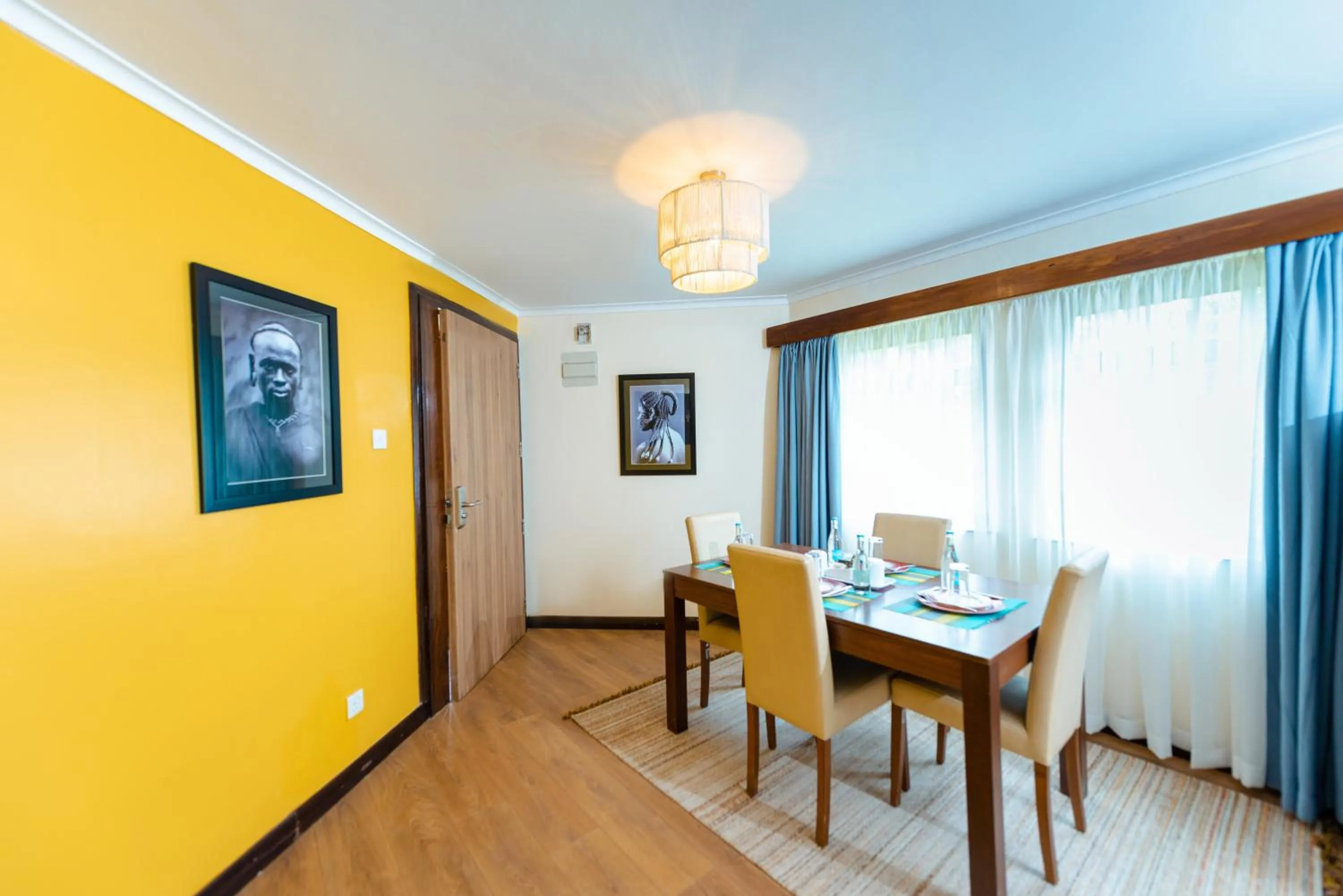 Dining area in Heri Heights Hotel Apartments, SureStay Collection by Best Western