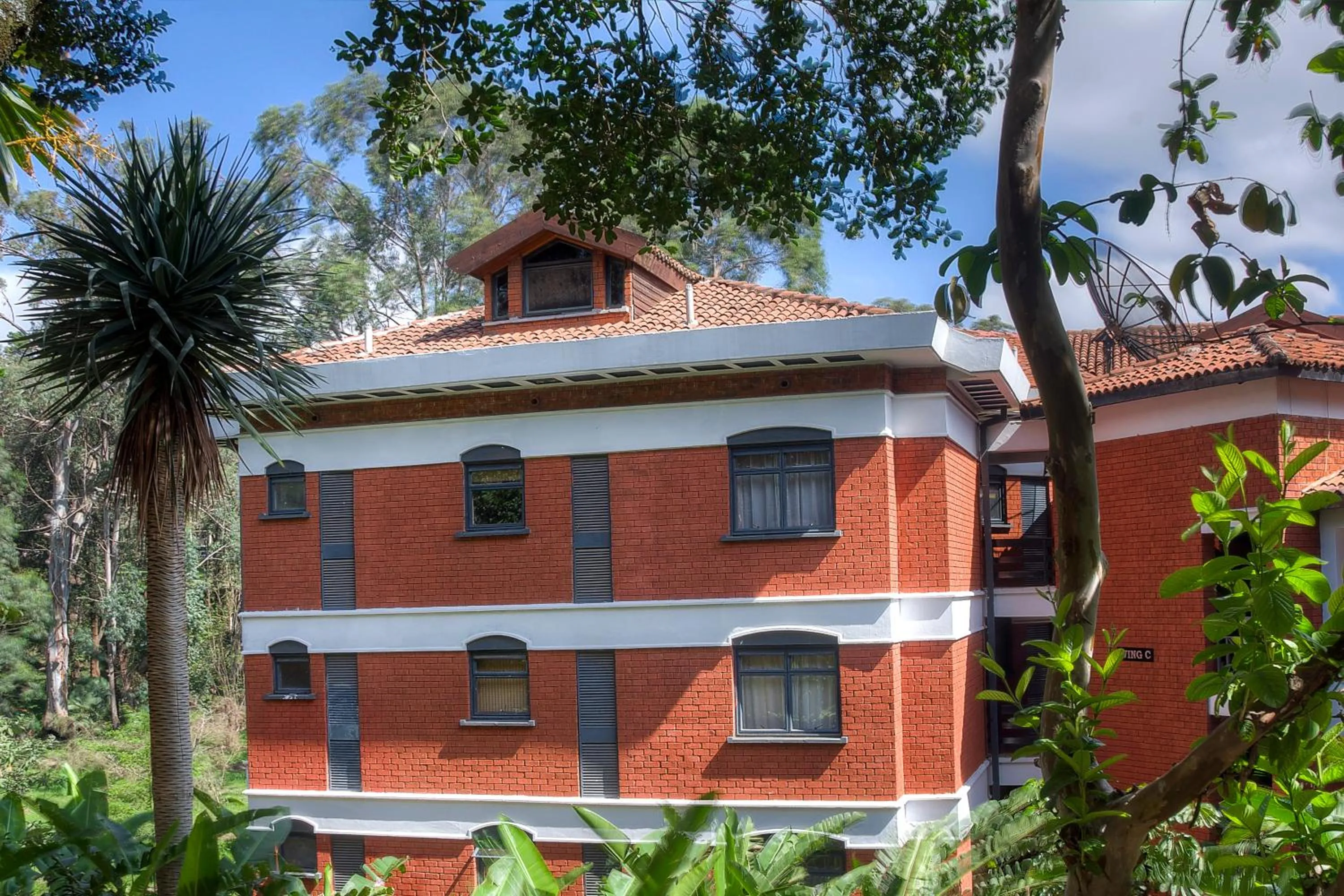 Property building in Heri Heights Hotel Apartments, SureStay Collection by Best Western