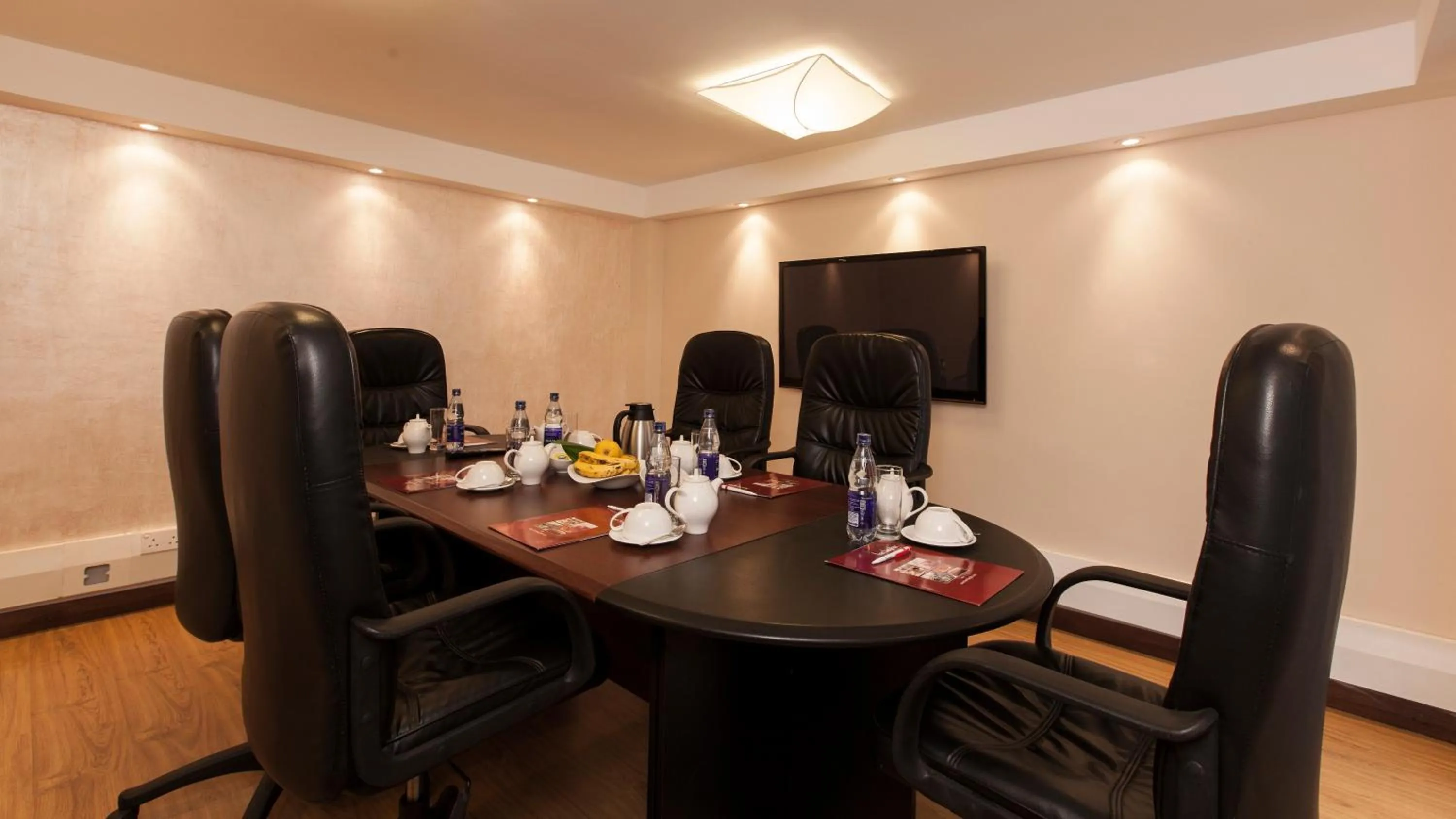 Business facilities in Heri Heights Hotel Apartments, SureStay Collection by Best Western