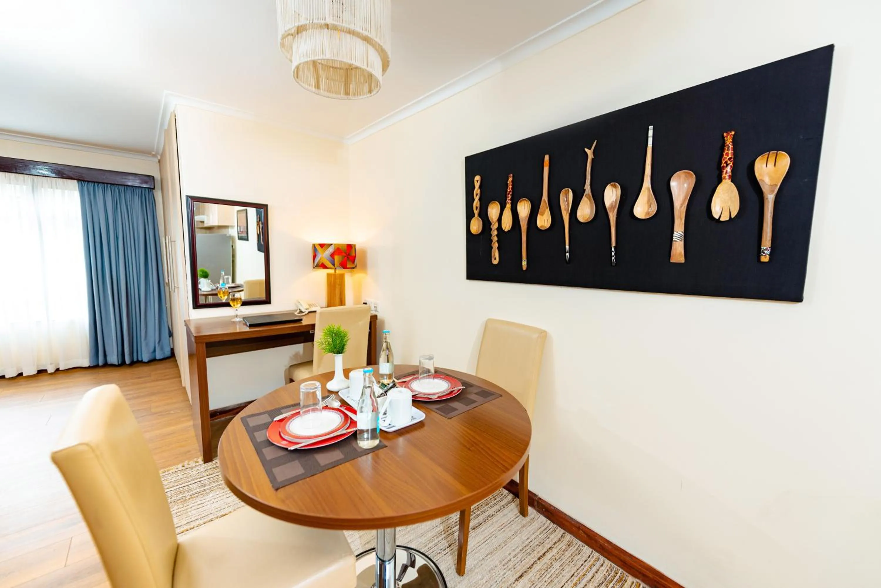 Dining area in Heri Heights Hotel Apartments, SureStay Collection by Best Western