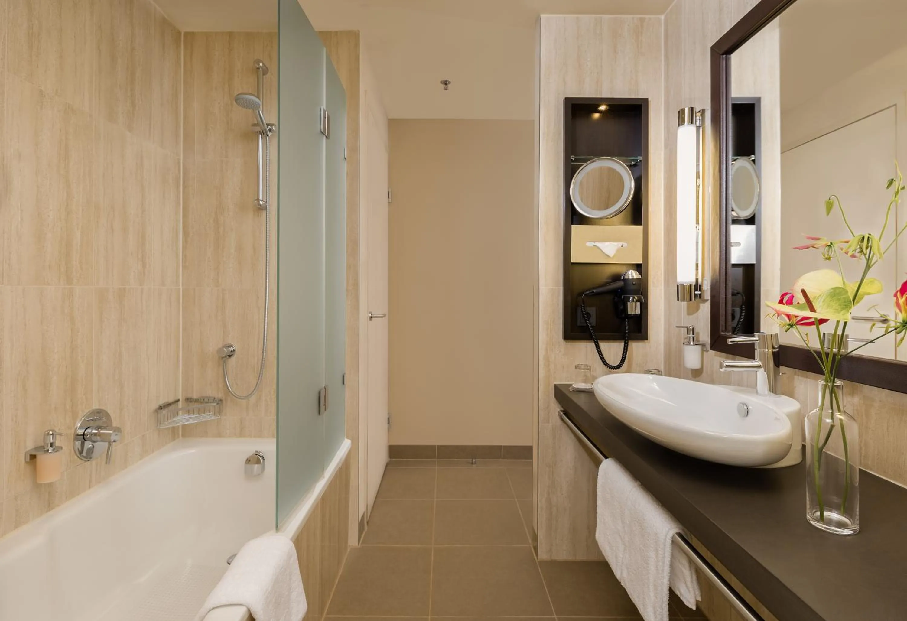 Shower in Lindner Hotel Vienna Am Belvedere, part of JdV by Hyatt