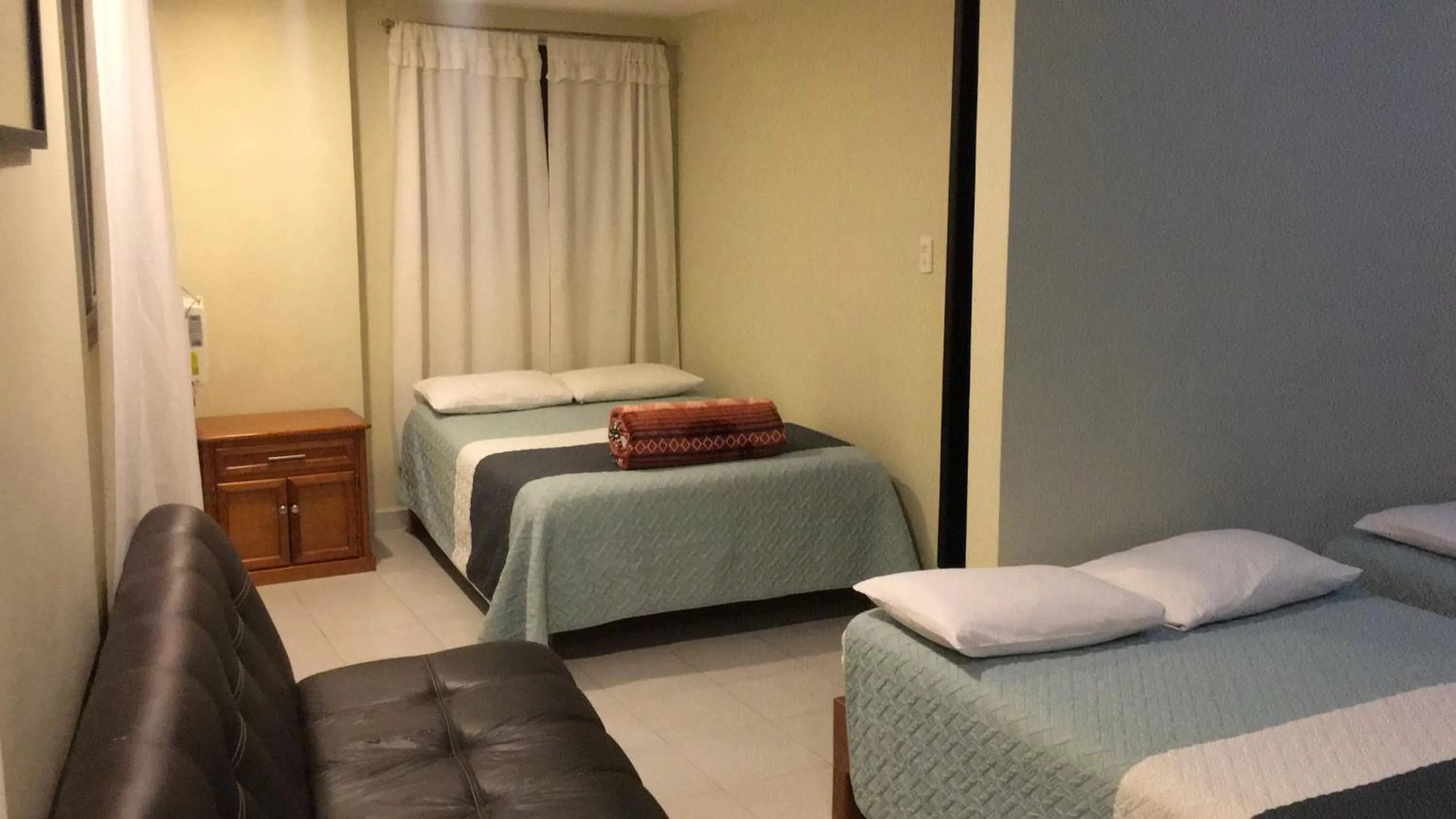 Bedroom, Bed in ROOF TOP Hotel XILITLA