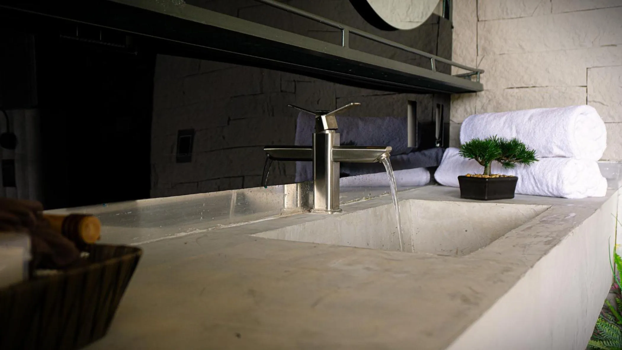 Bathroom in EleMYNT LifeStyle Hotel