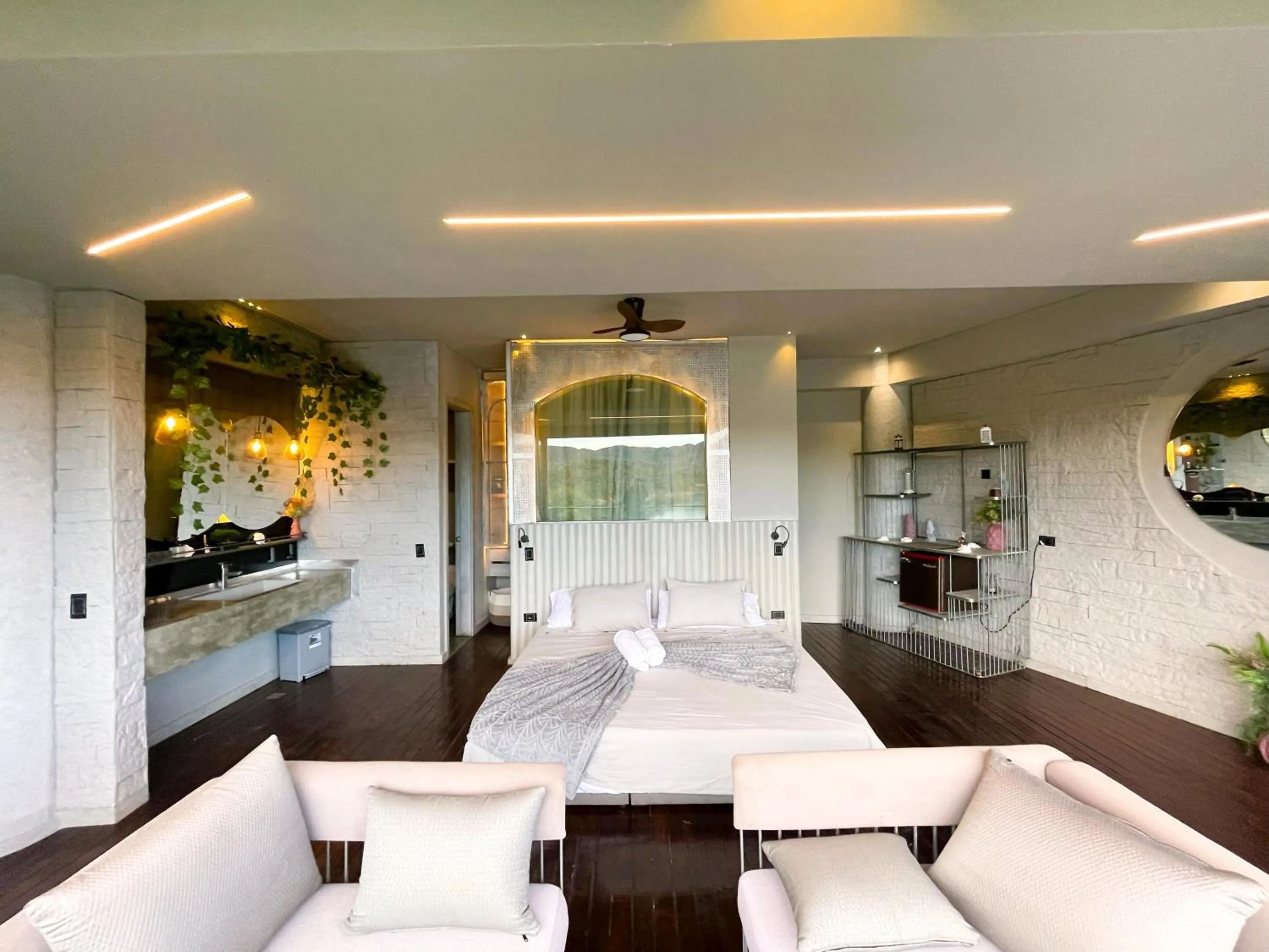 Lake view in EleMYNT LifeStyle Hotel