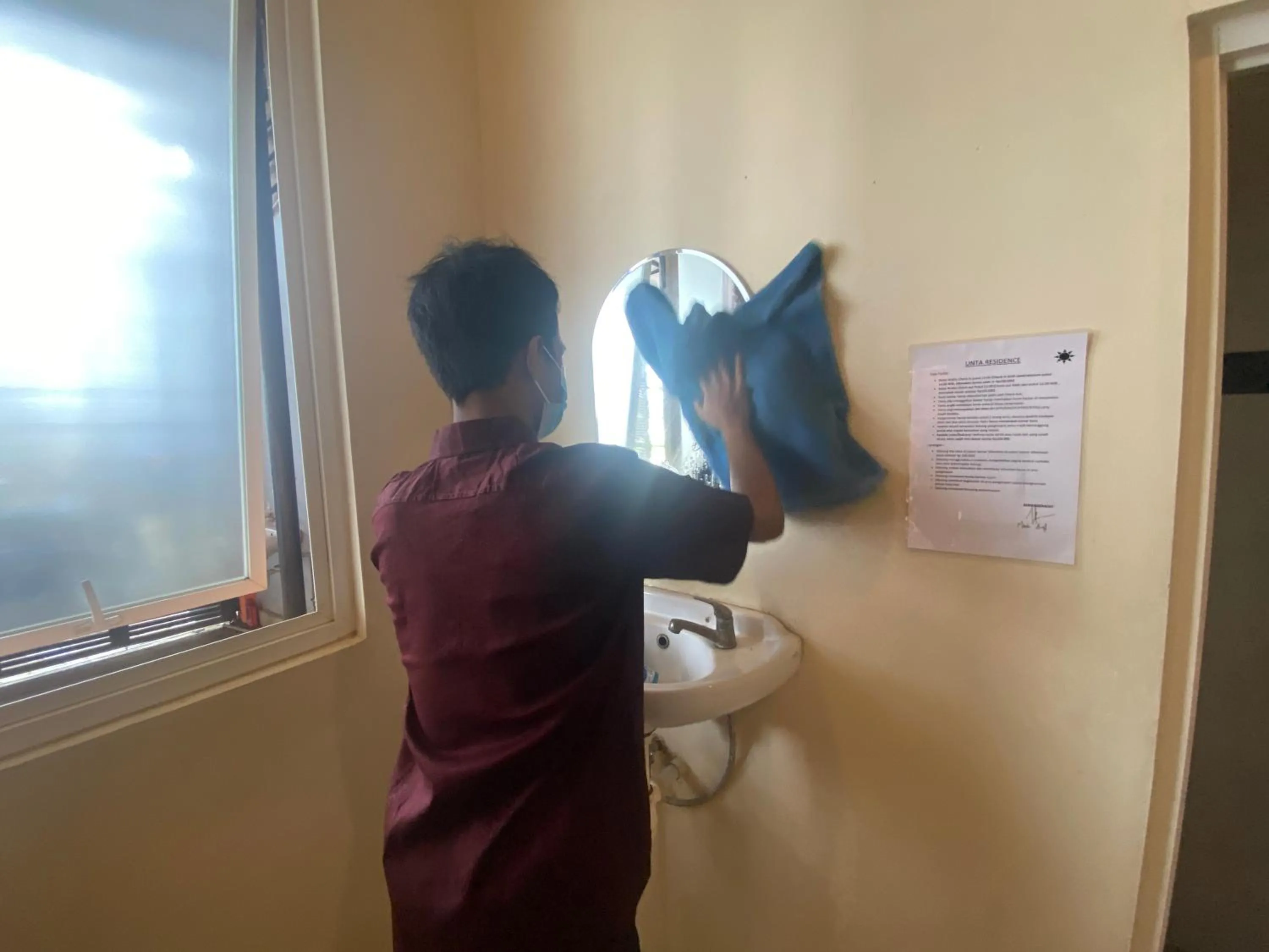 People in RedDoorz At Kartini Residence Semarang