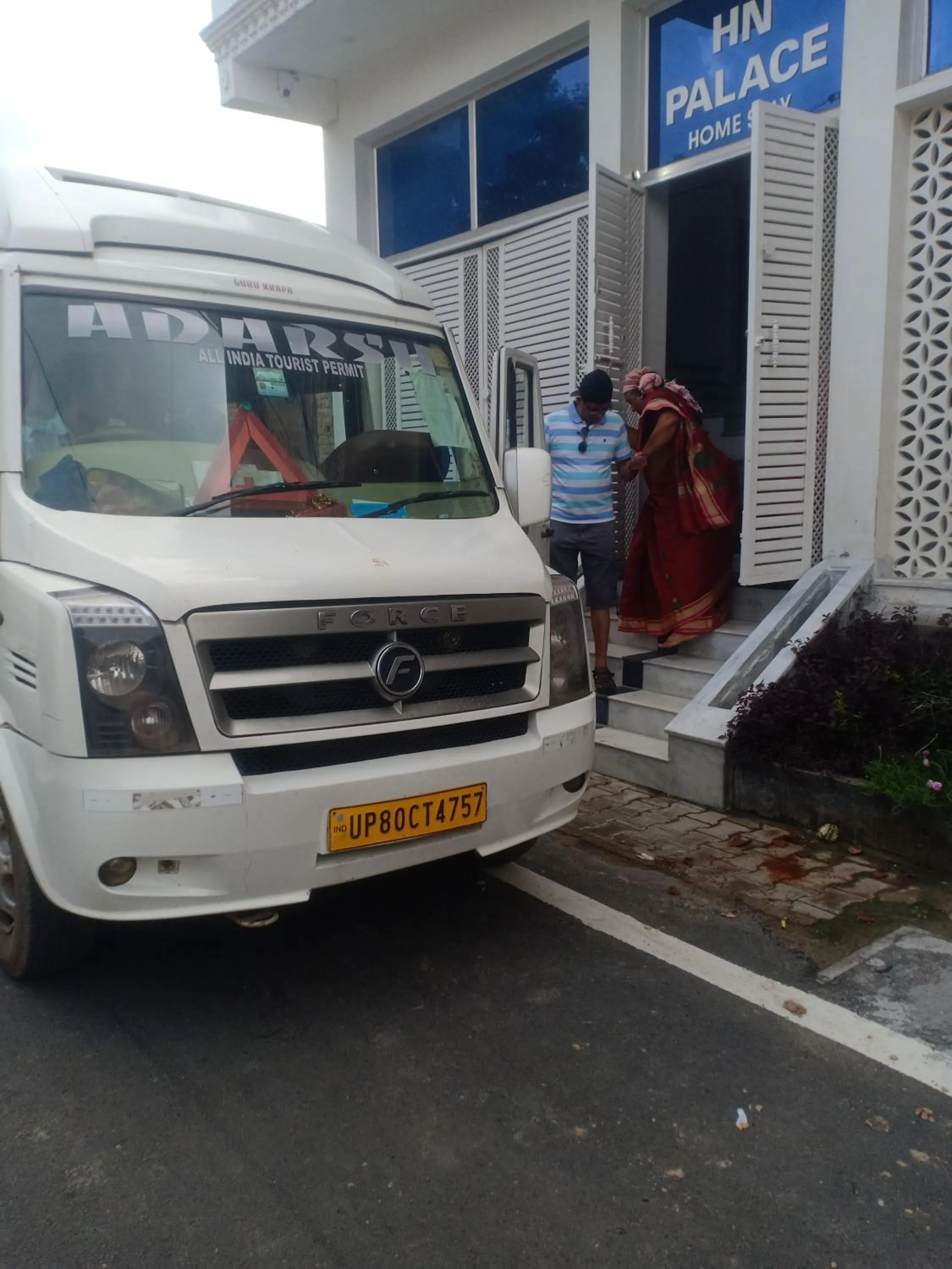 Guests in HN Palace Homestay