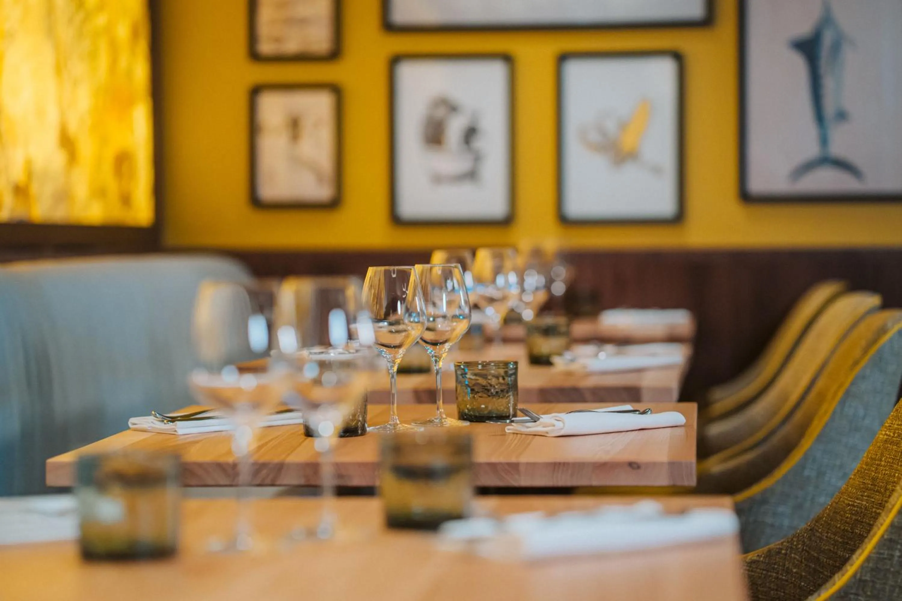 Restaurant/places to eat in Hotel Atlantic