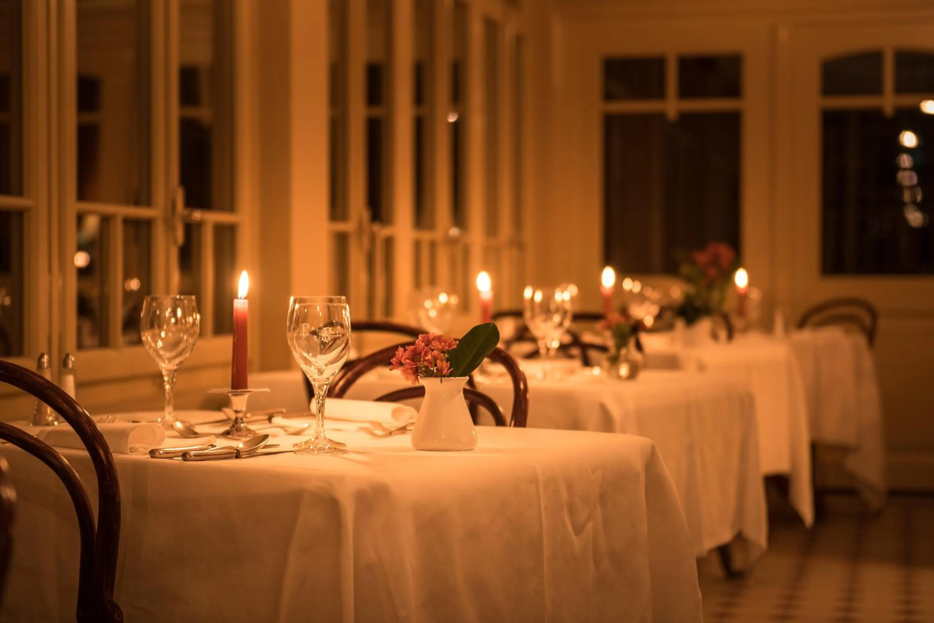 Restaurant/places to eat in Historic Hotel Falken