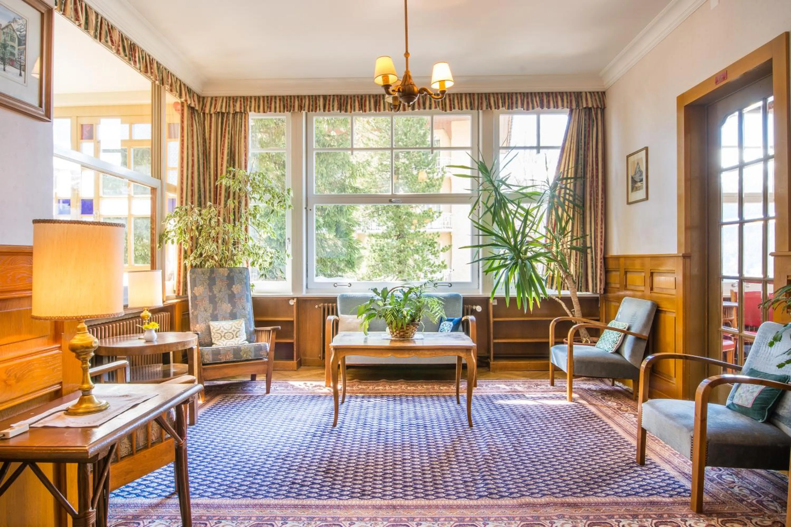 Lounge or bar in Historic Hotel Falken