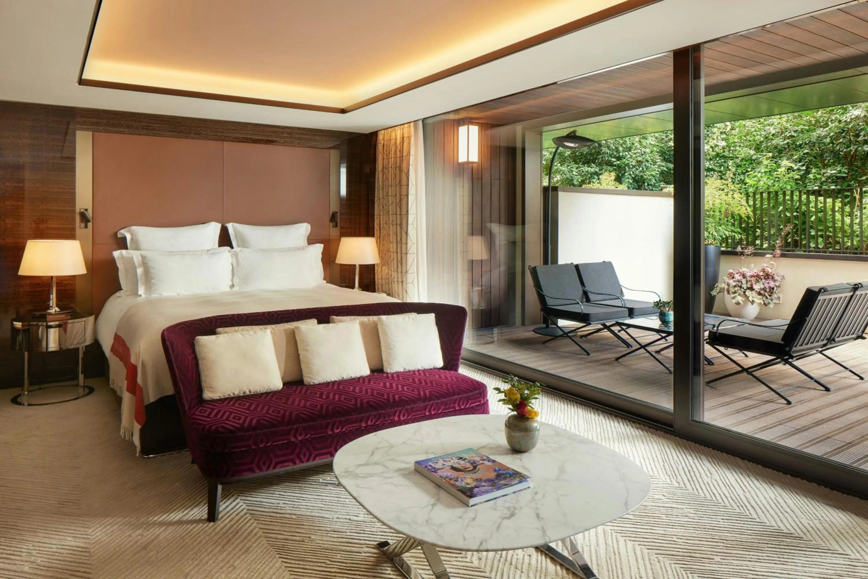 Photo of the whole room in Bvlgari Hotel Paris