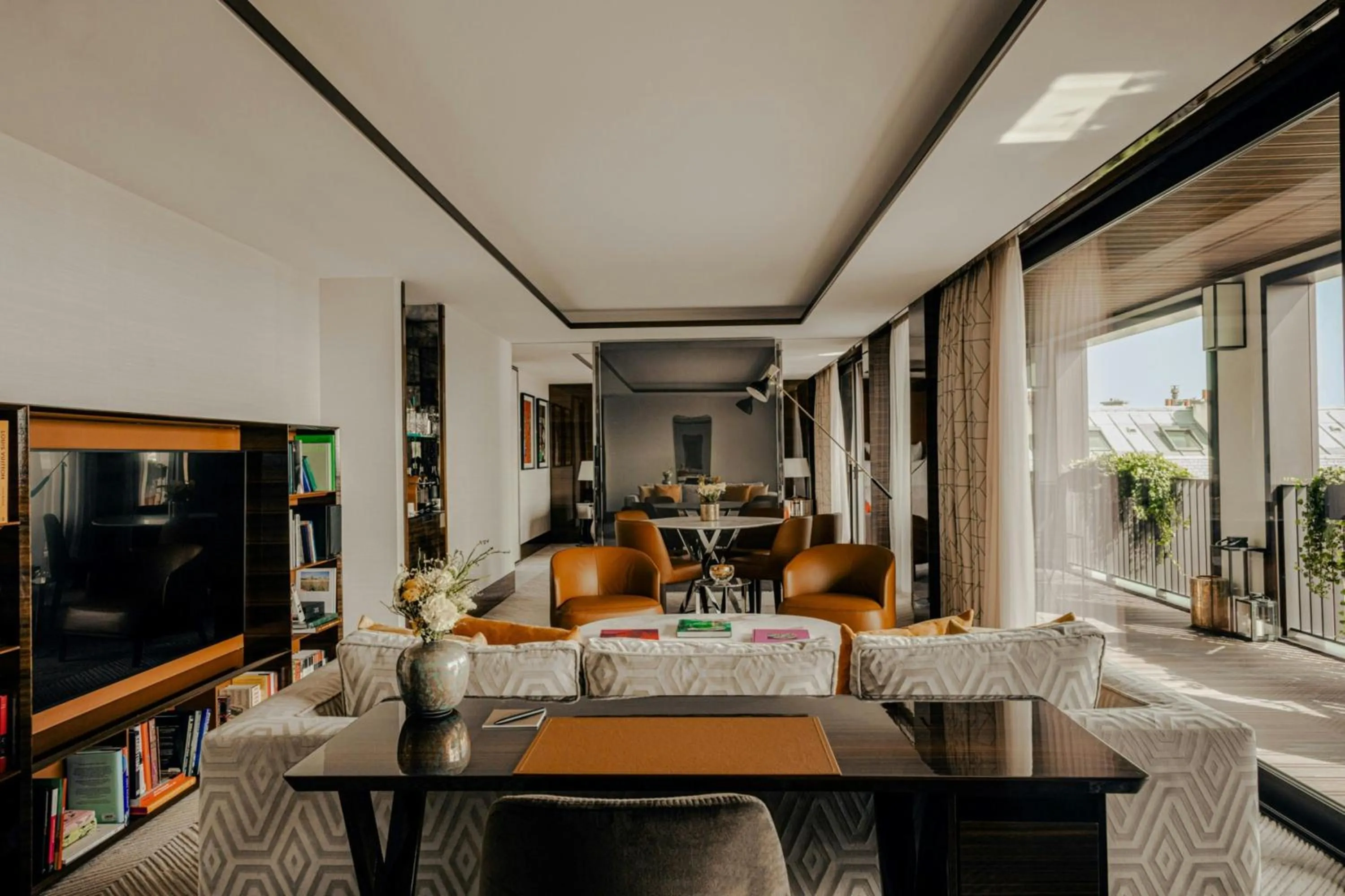 Living room in Bvlgari Hotel Paris