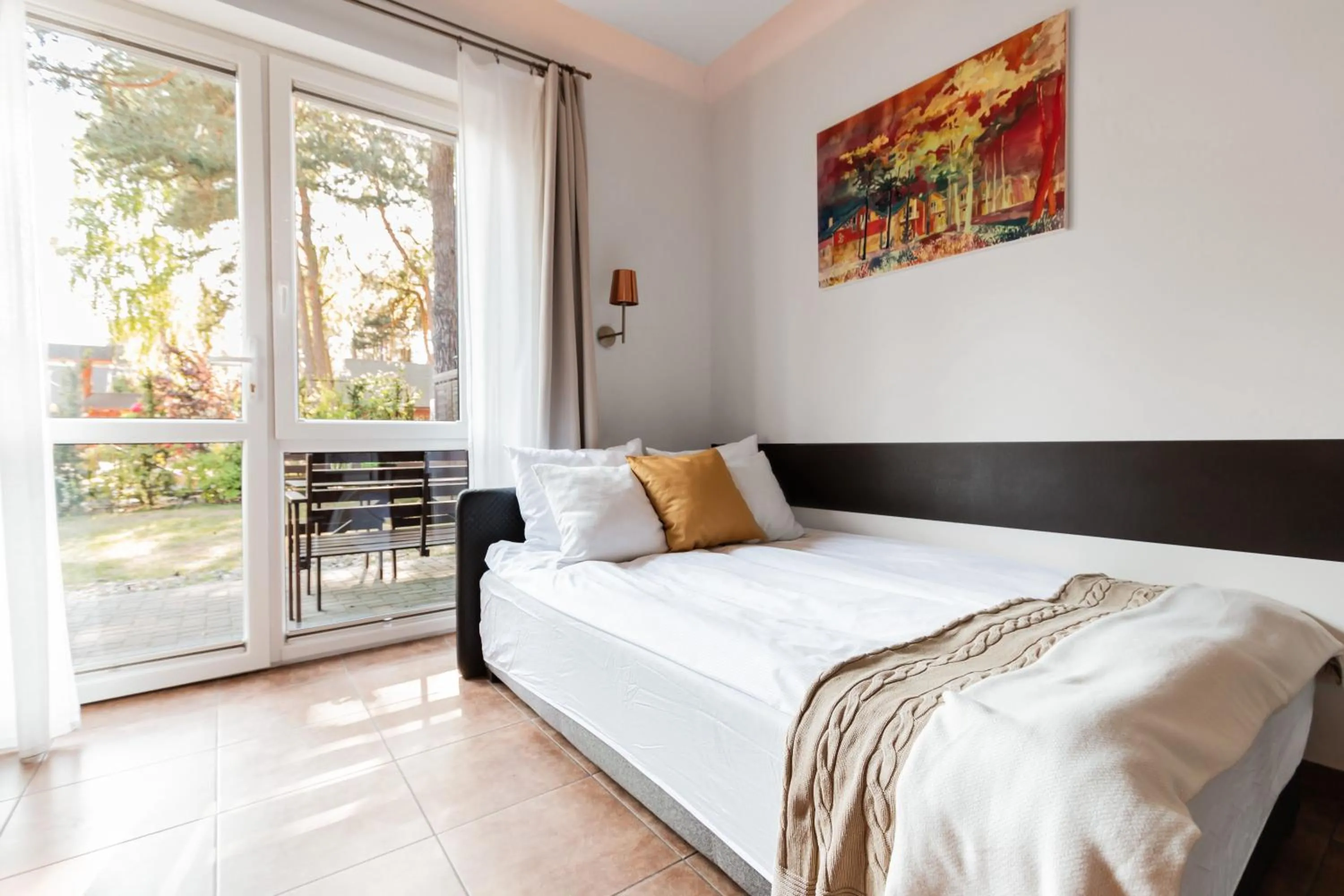 Bed in Pelikan Resort Dźwirzyno - Domki przy plaży