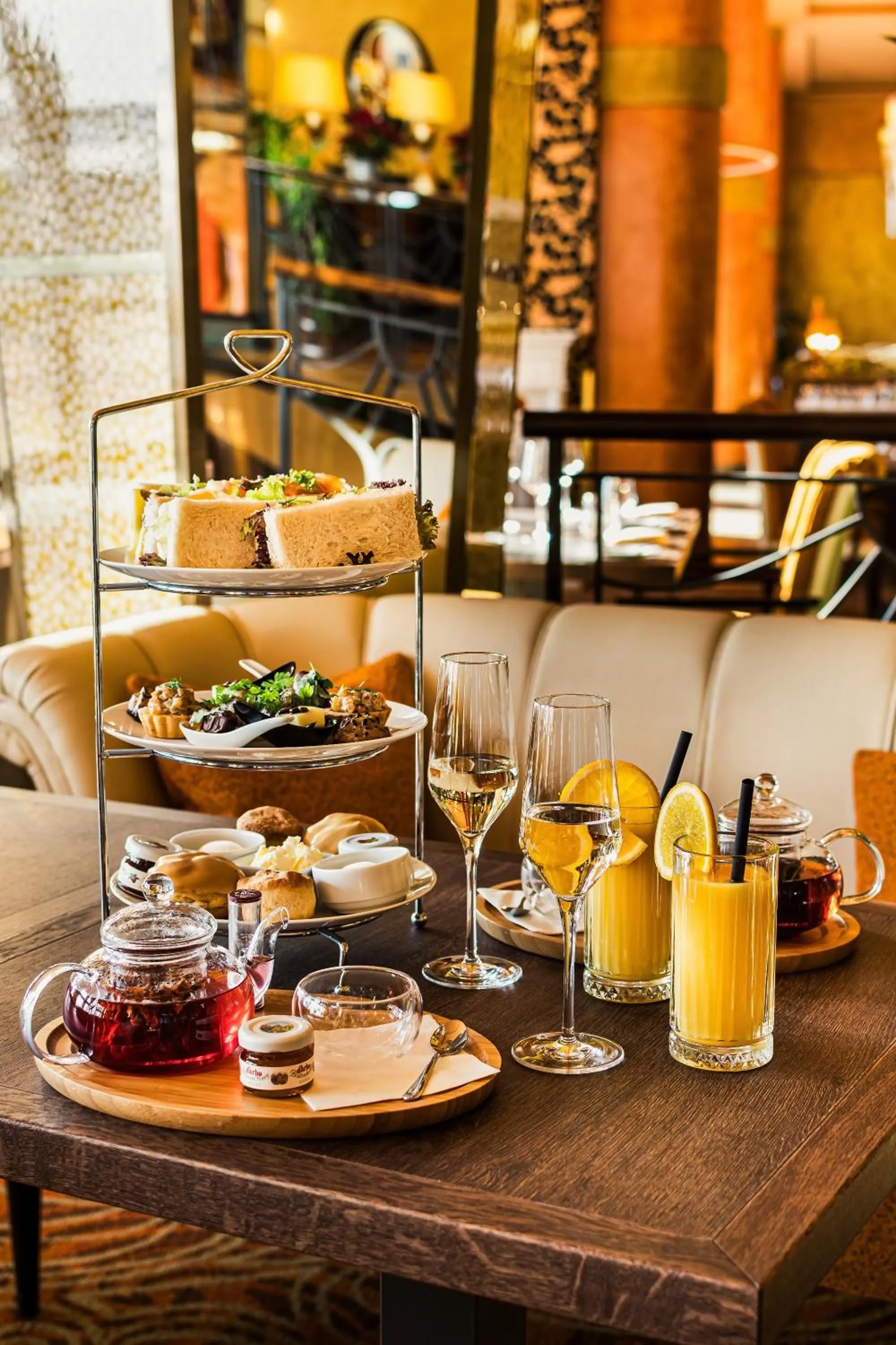 Restaurant/places to eat in Hotel Savannah