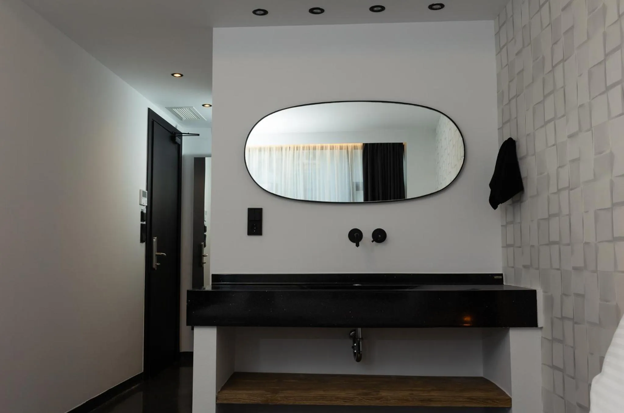 Bedroom in The Fountain Athens