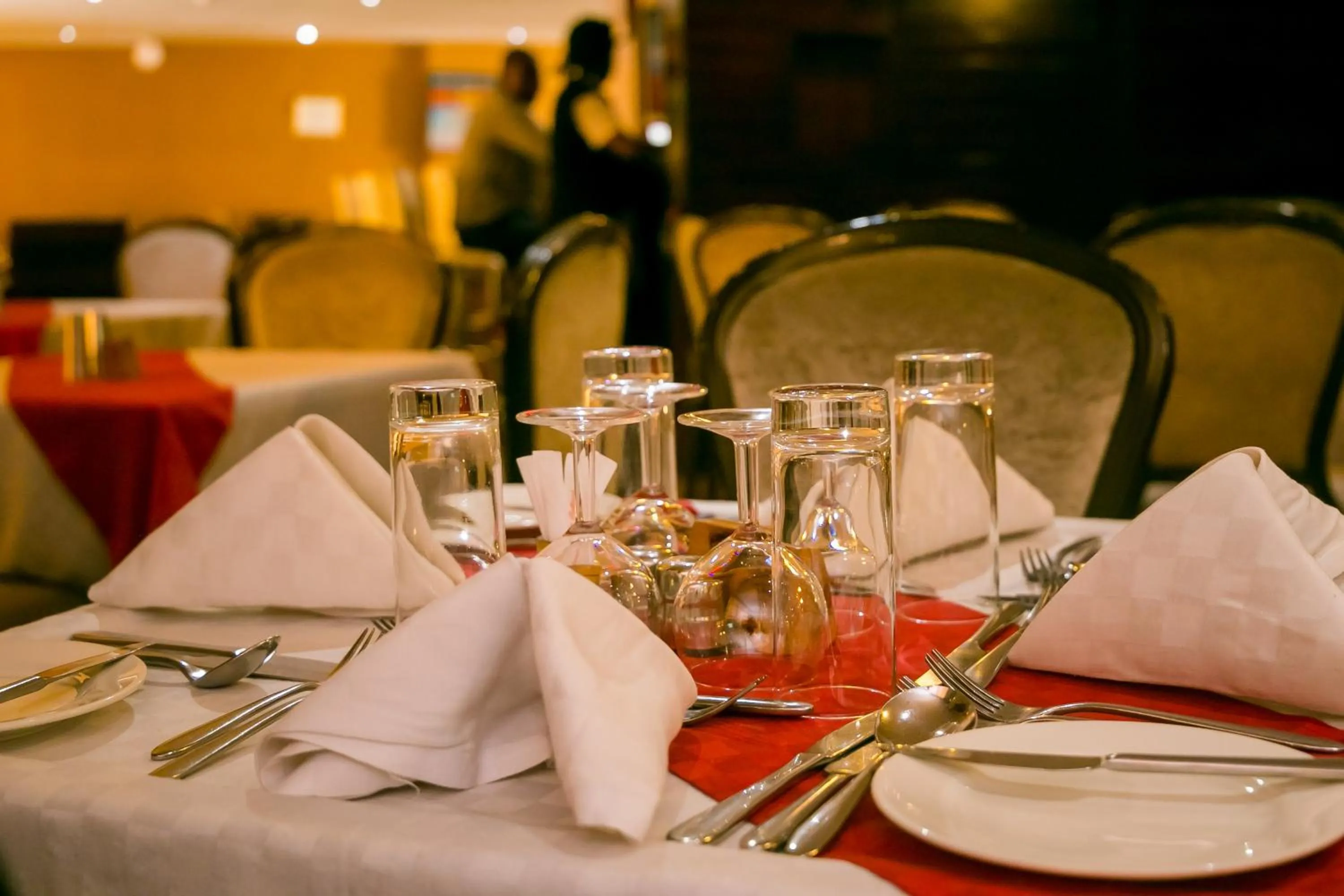 Restaurant/places to eat in The Clarion Hotel