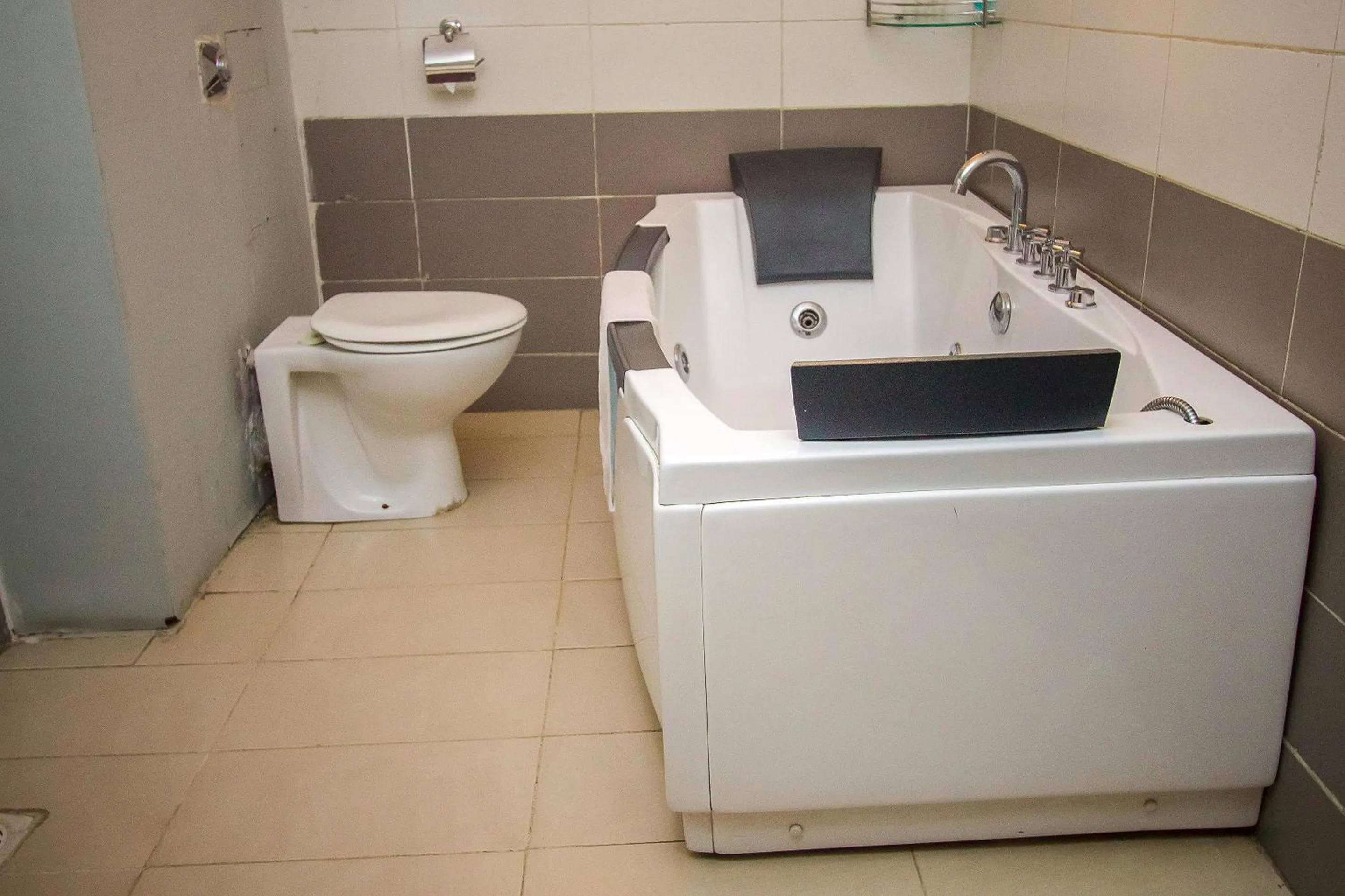 Bathroom in The Clarion Hotel