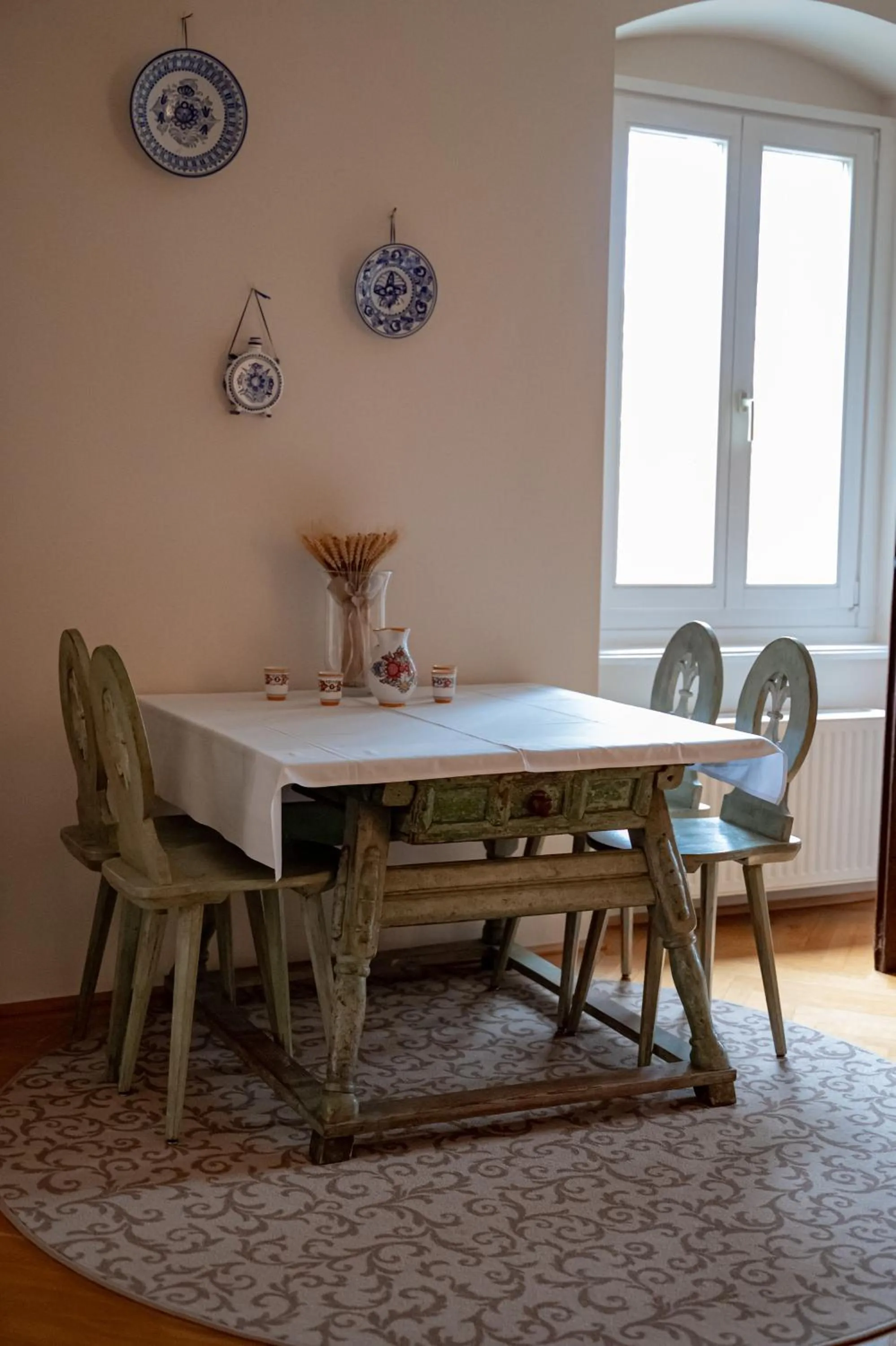 Dining area in Palais Kneissl