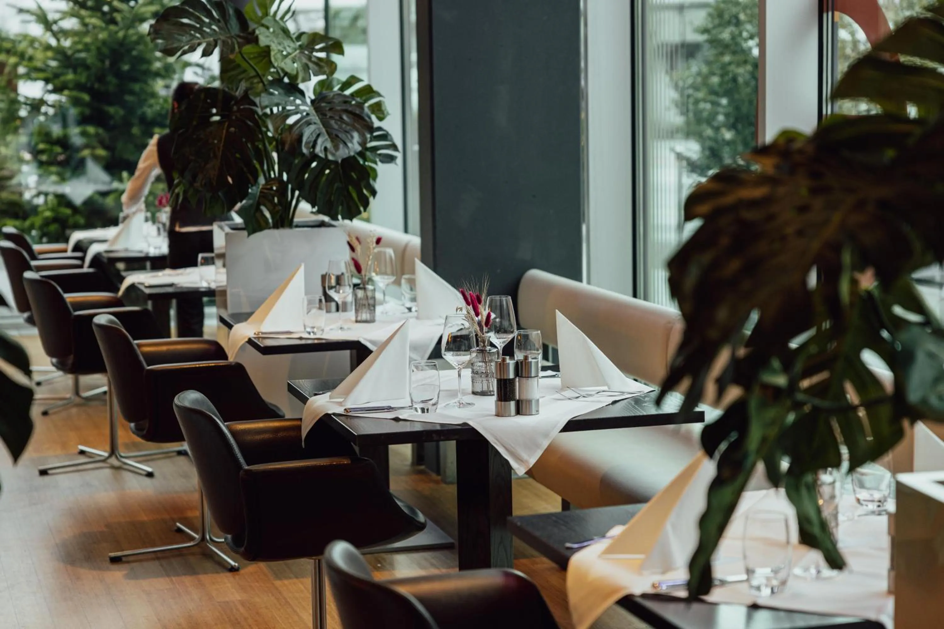 Restaurant/places to eat in Radisson Blu Hotel, Lucerne