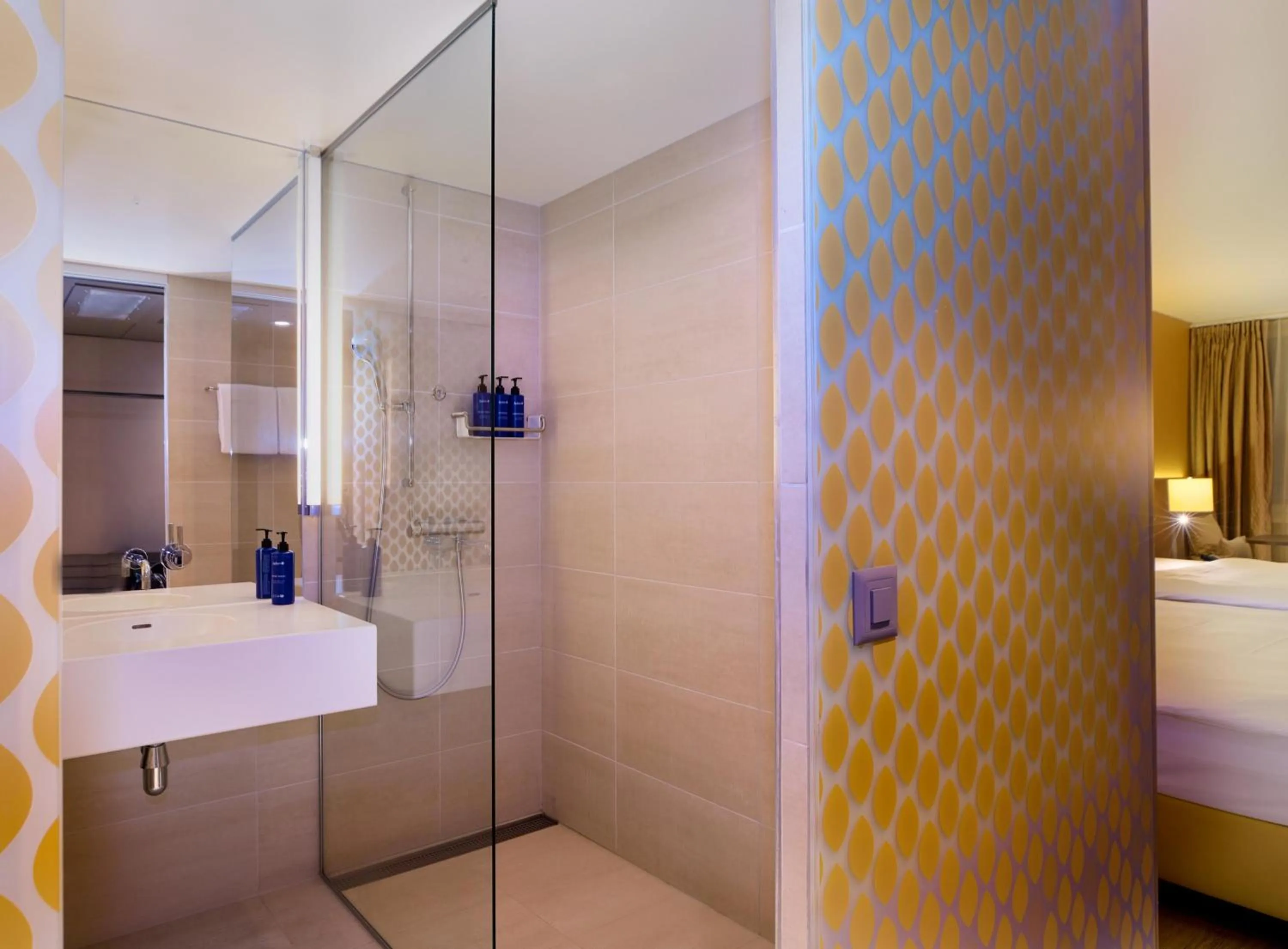 Bathroom, Bed in Radisson Blu Hotel, Lucerne