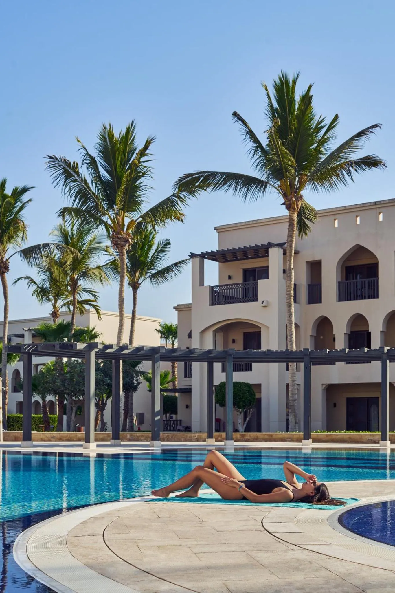 Swimming pool in Salalah Rotana Resort