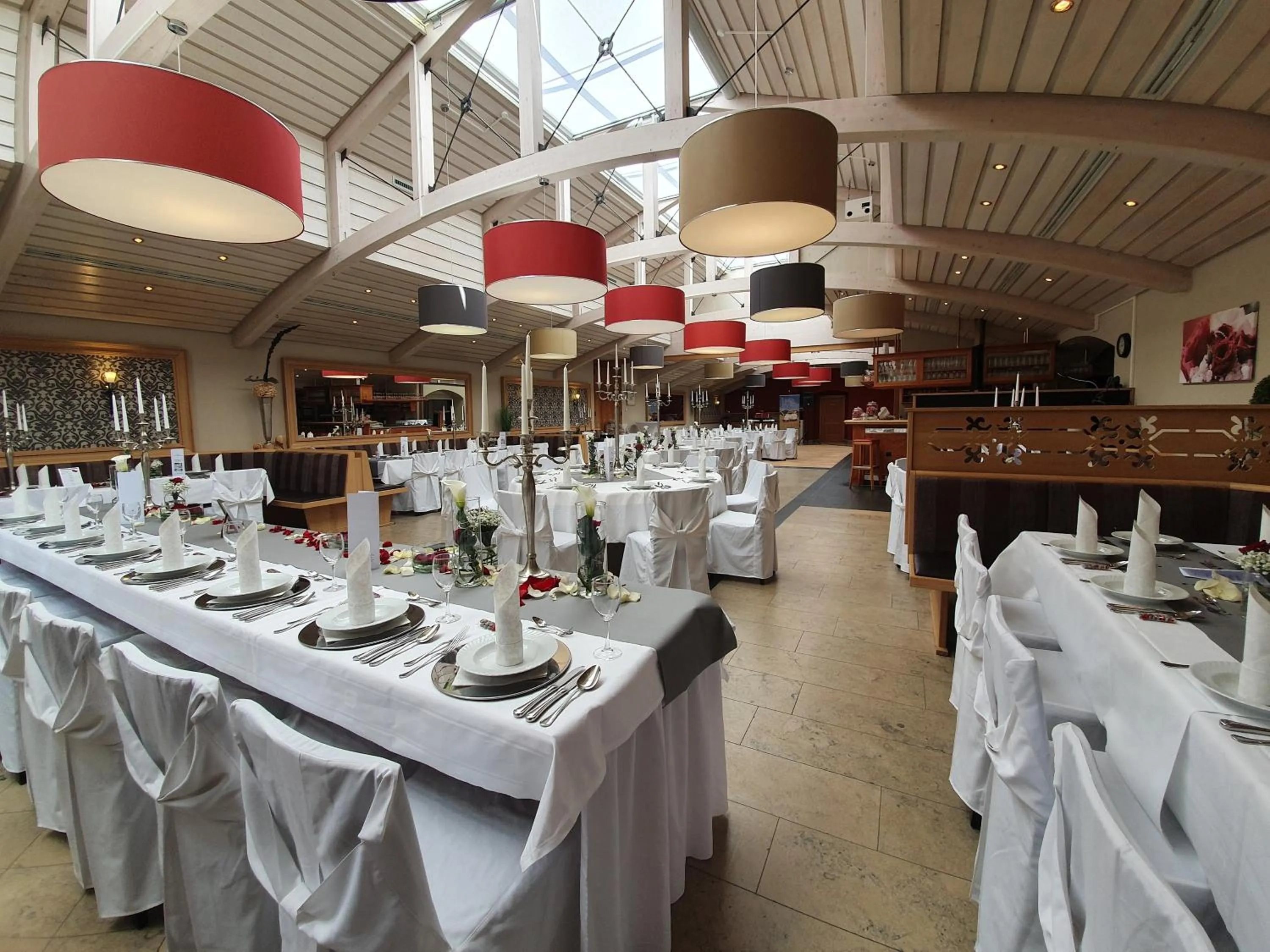 Restaurant/places to eat in Stempfle's Landgasthaus zum Kreuz