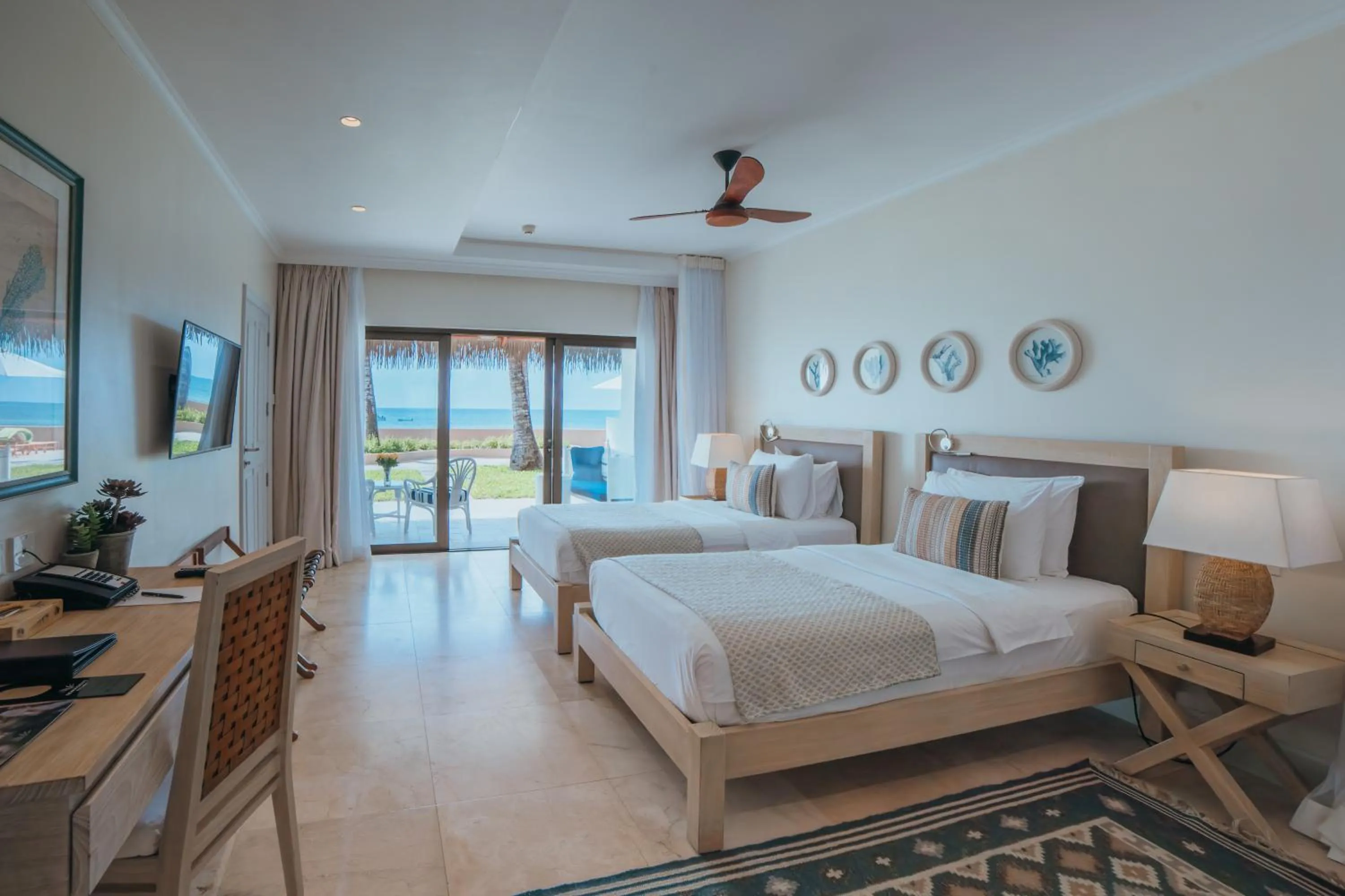 Bed in Hemingways Watamu