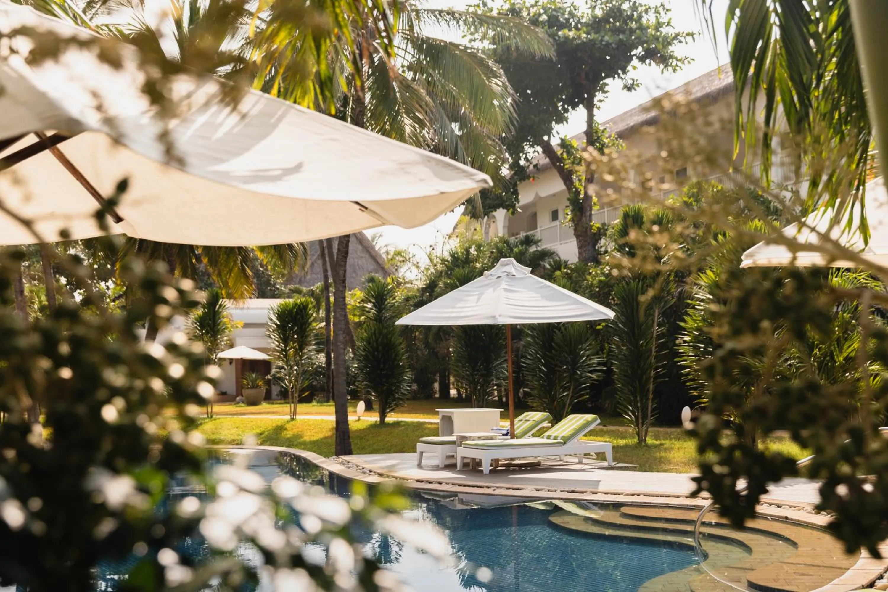 Swimming pool in Hemingways Watamu