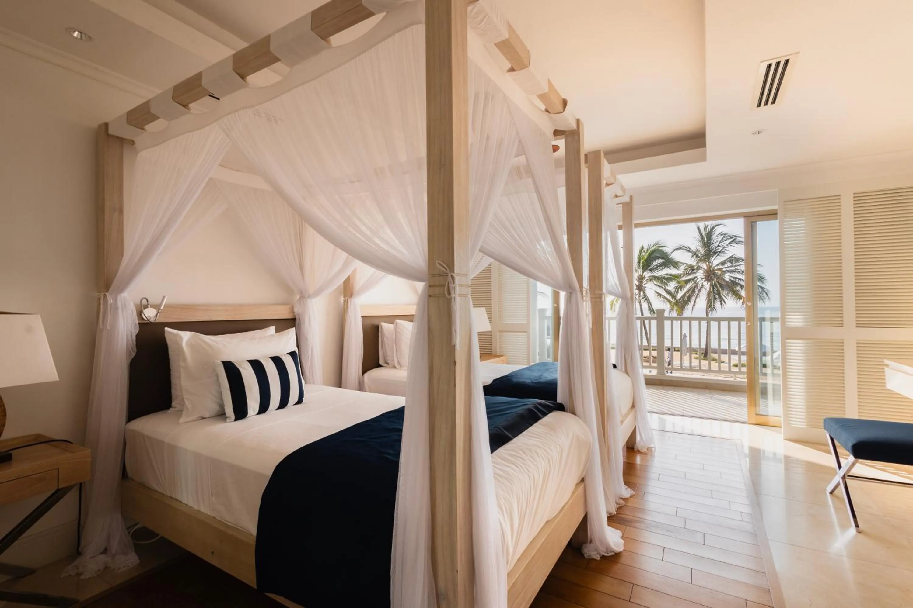 Bed in Hemingways Watamu
