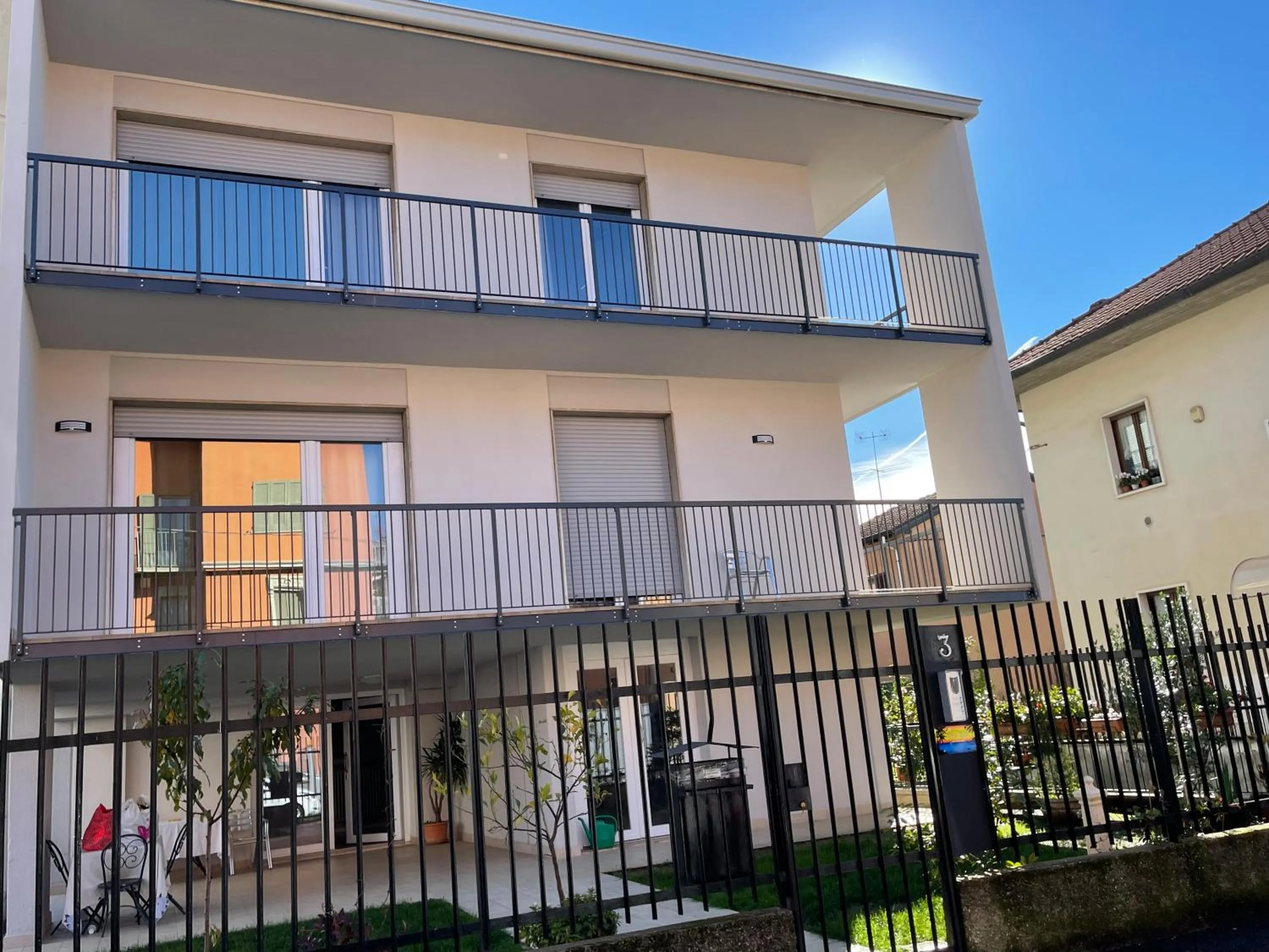 Property building in Joys House