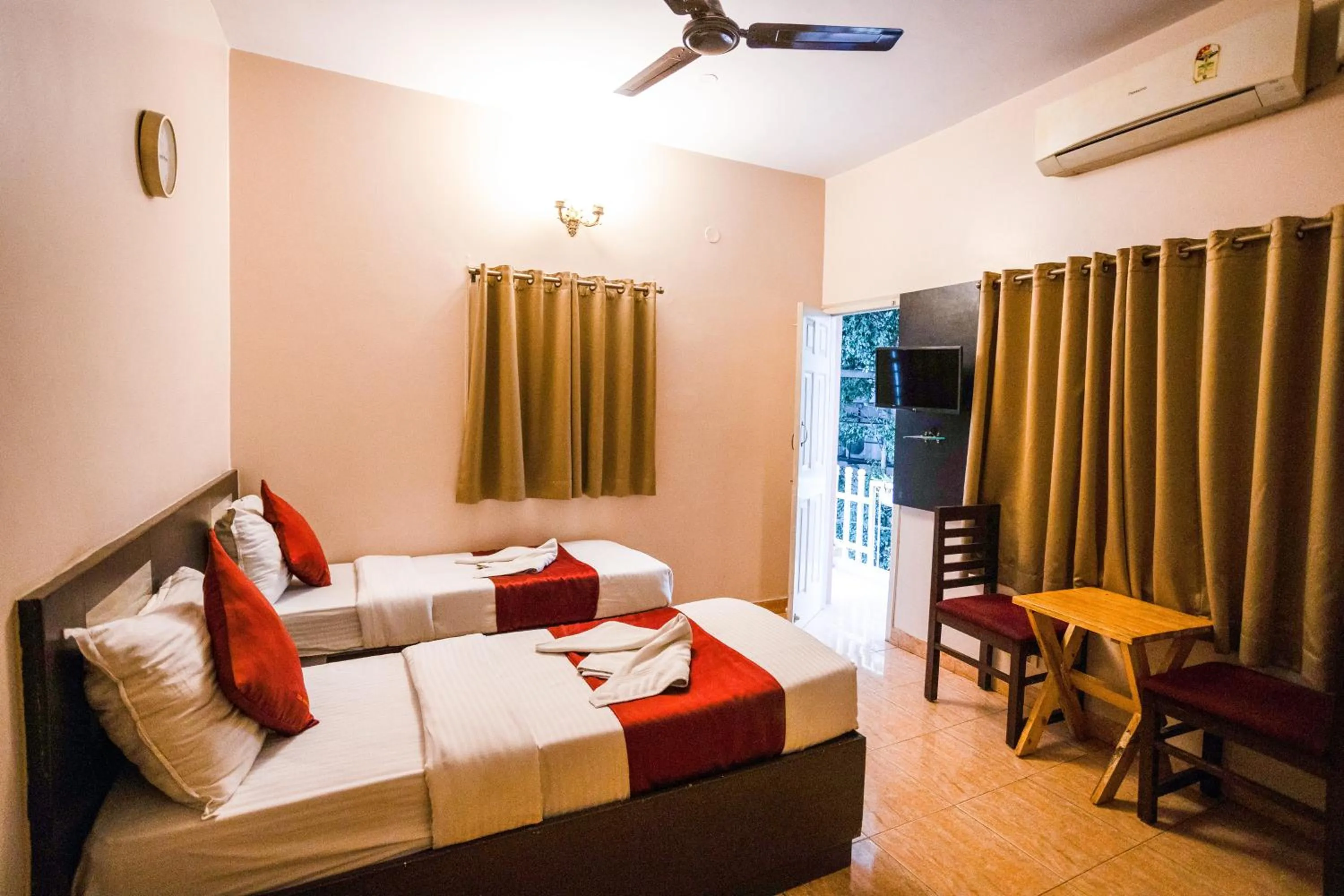 Bedroom, Bed in The Residency Marathahalli