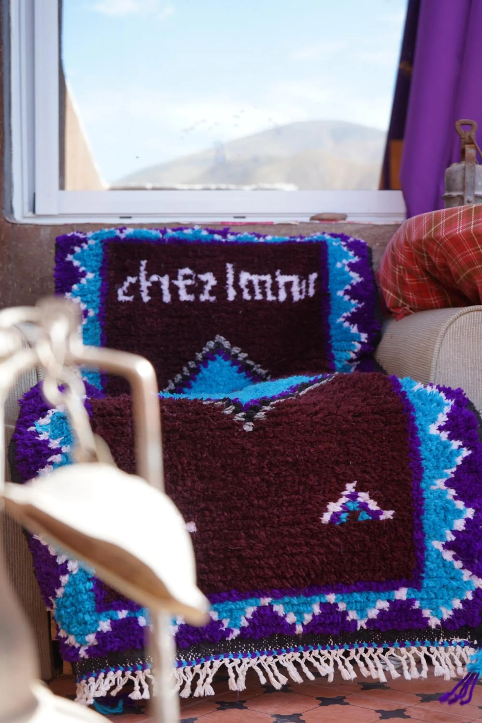 Seating area in Chez Imnir