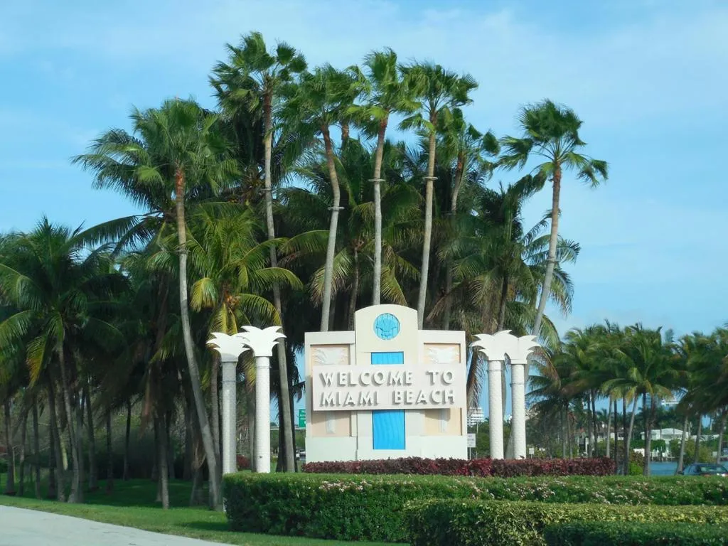 Decorative detail in Island House South Beach