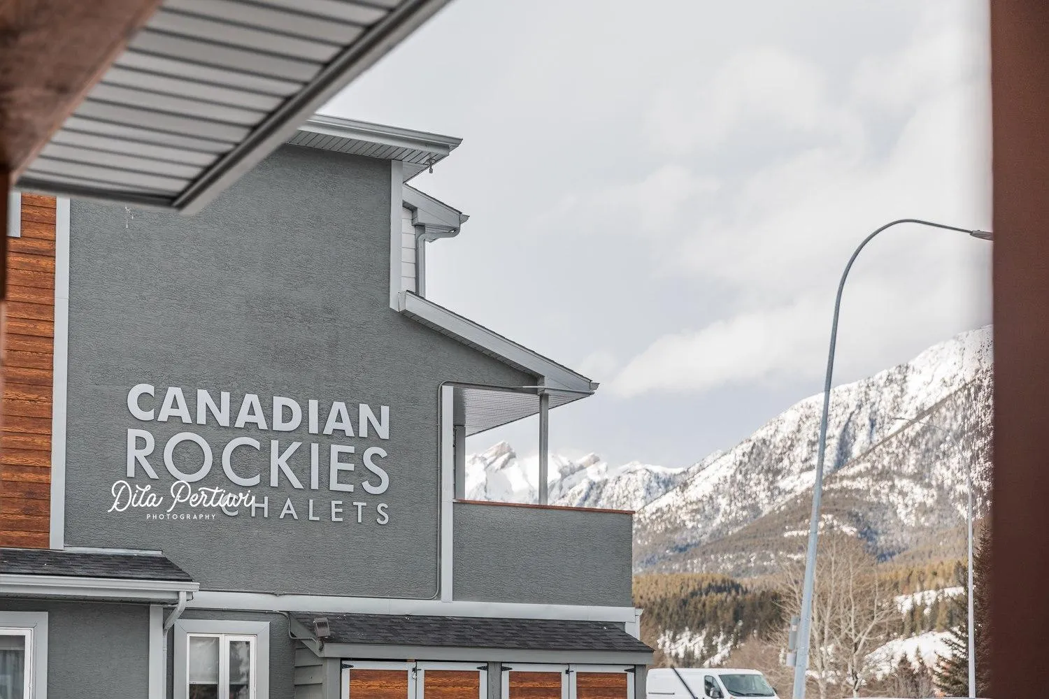 Natural landscape in Canadian Rockies Chalets by Trilink - 2 & 3 Bedroom Condos - Self Check-In - Walking Distance to Downtown - Free Parking - Pet-Friendly - No AC