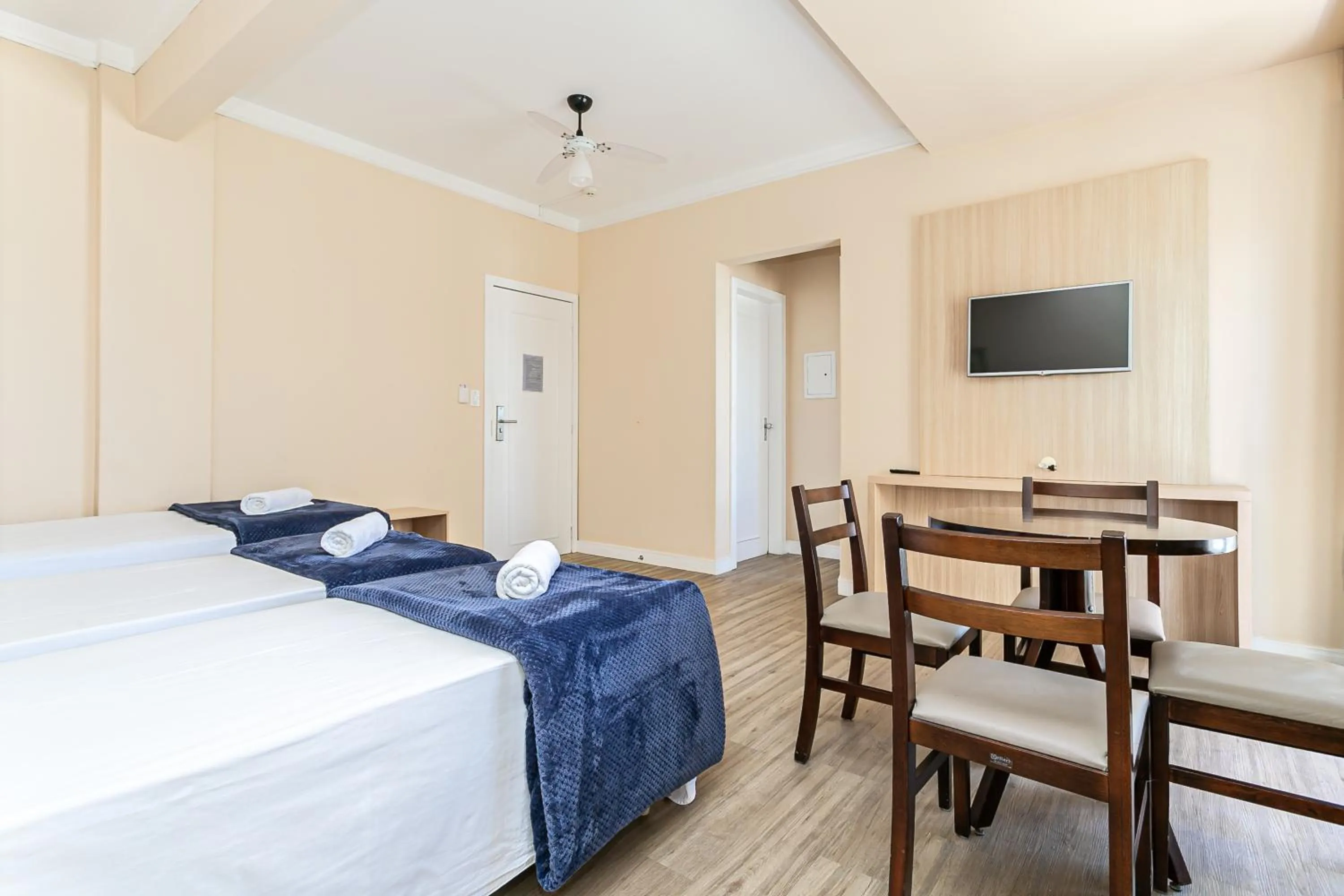 Bedroom, Bed in Ingleses Palace Hotel