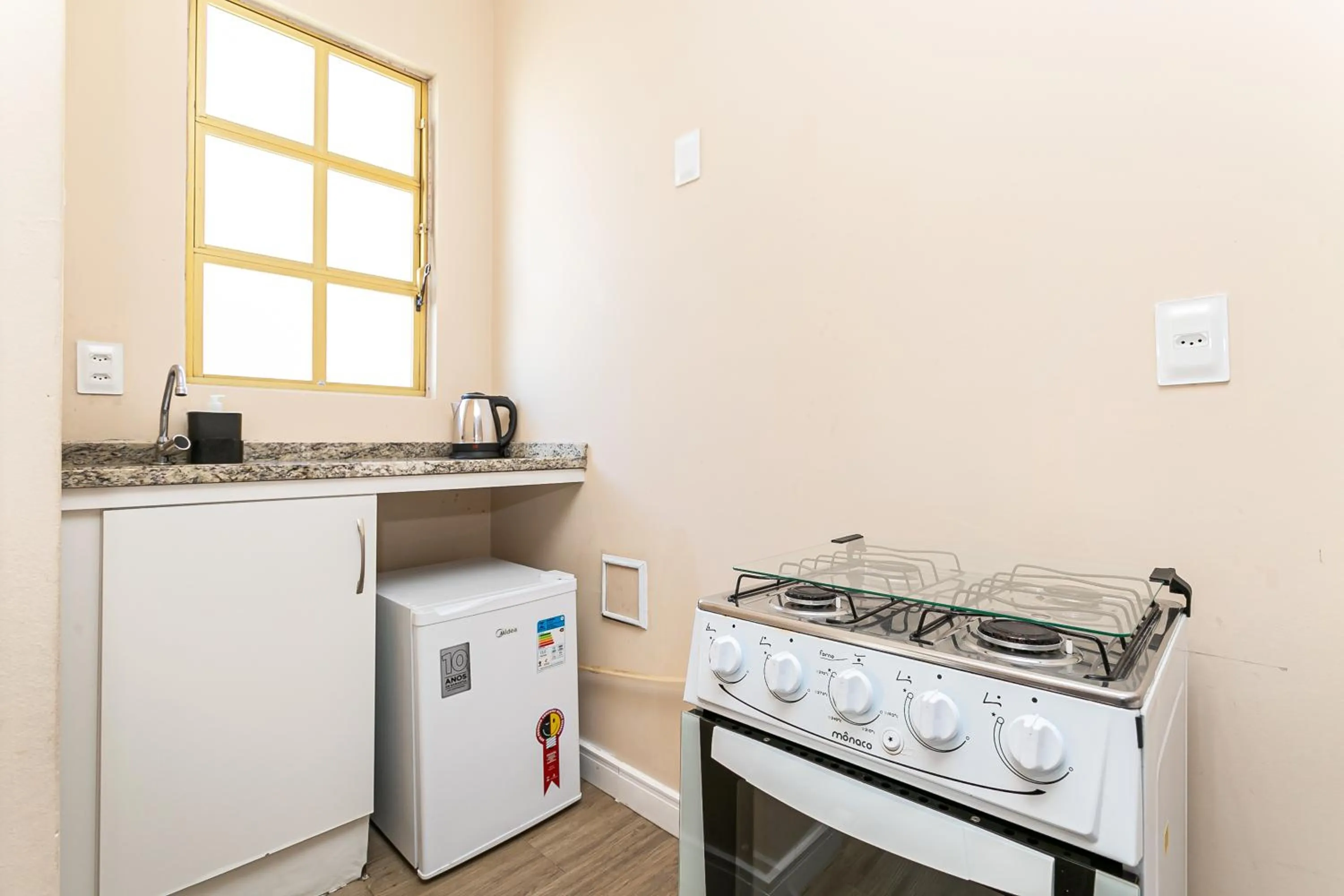 kitchen in Ingleses Palace Hotel