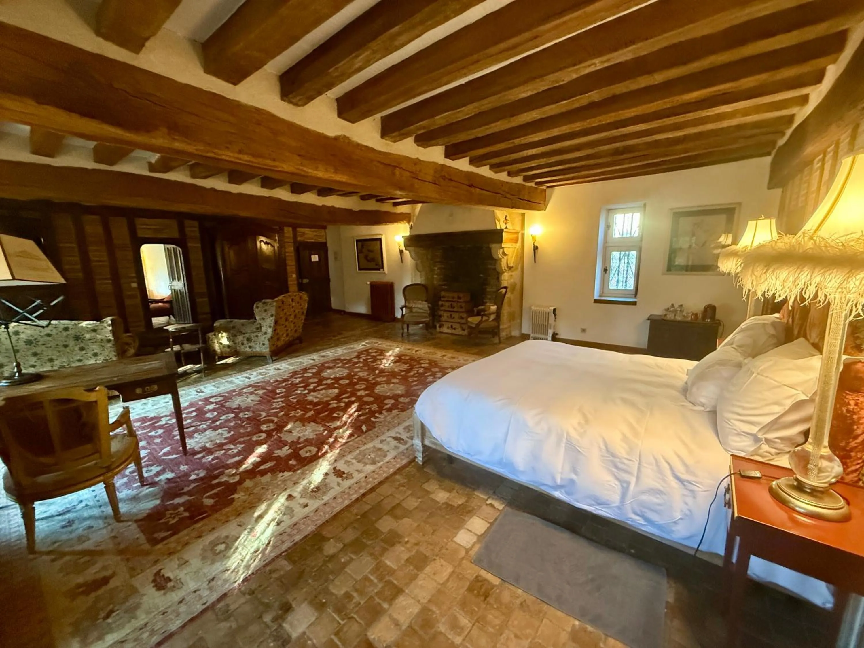 Photo of the whole room, Bed in Demeure des Vieux Bains